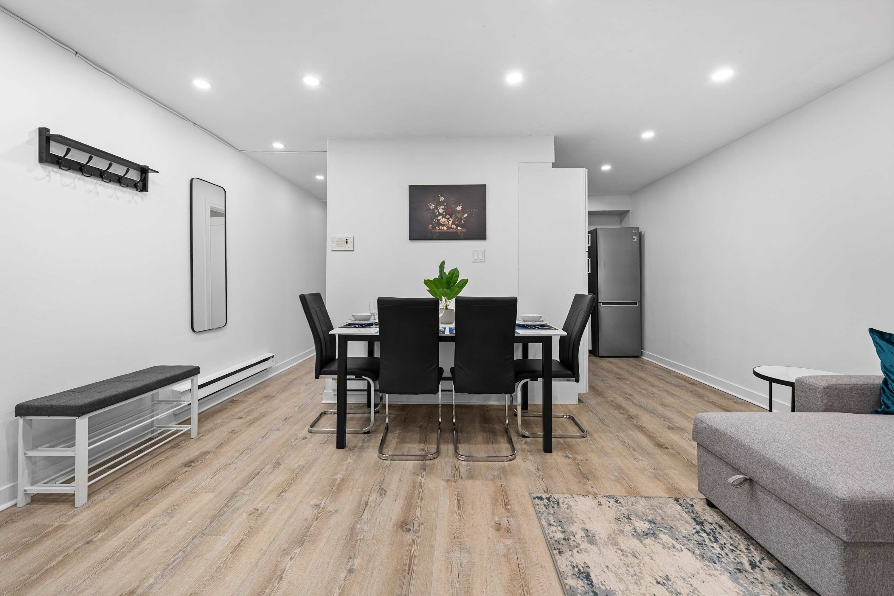 Cozy Unit Near Little Italy Trinity Bellwoods 3