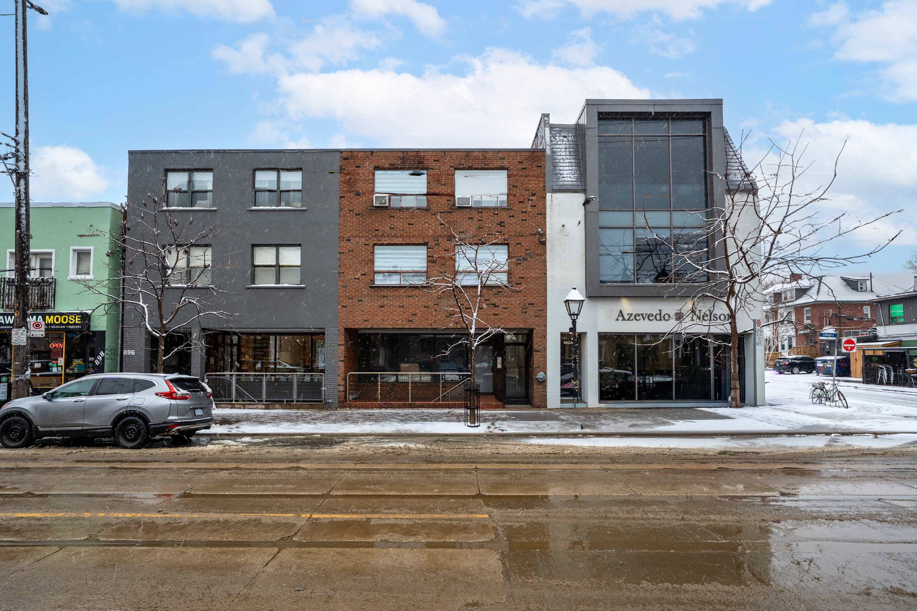 Cozy Unit Near Little Italy Trinity Bellwoods | Photo 21