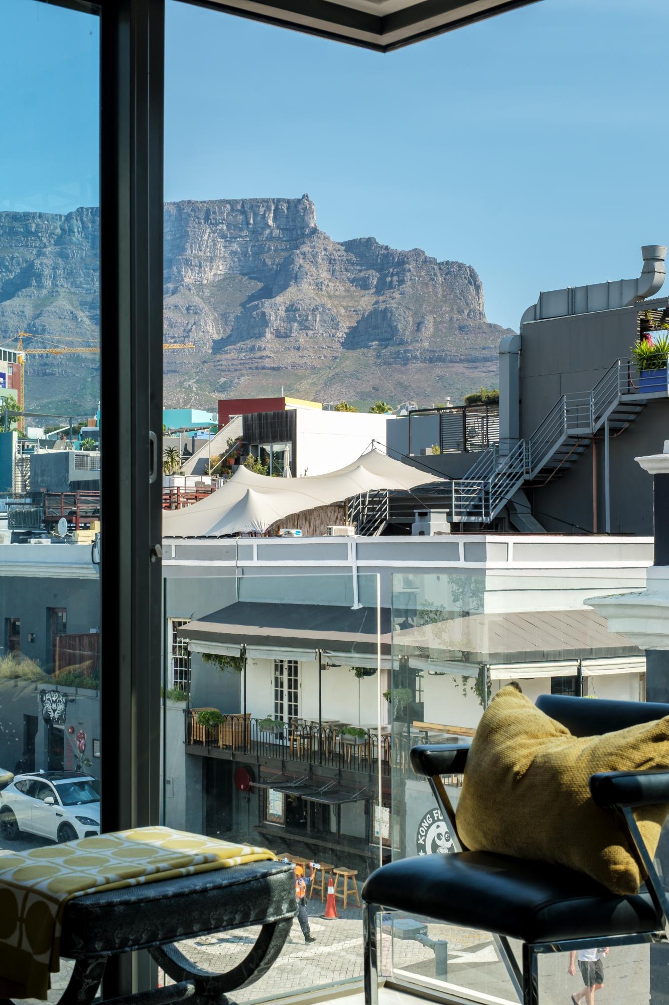 Gorgeous Apartment in Bustling De Waterkant 304 on N 4