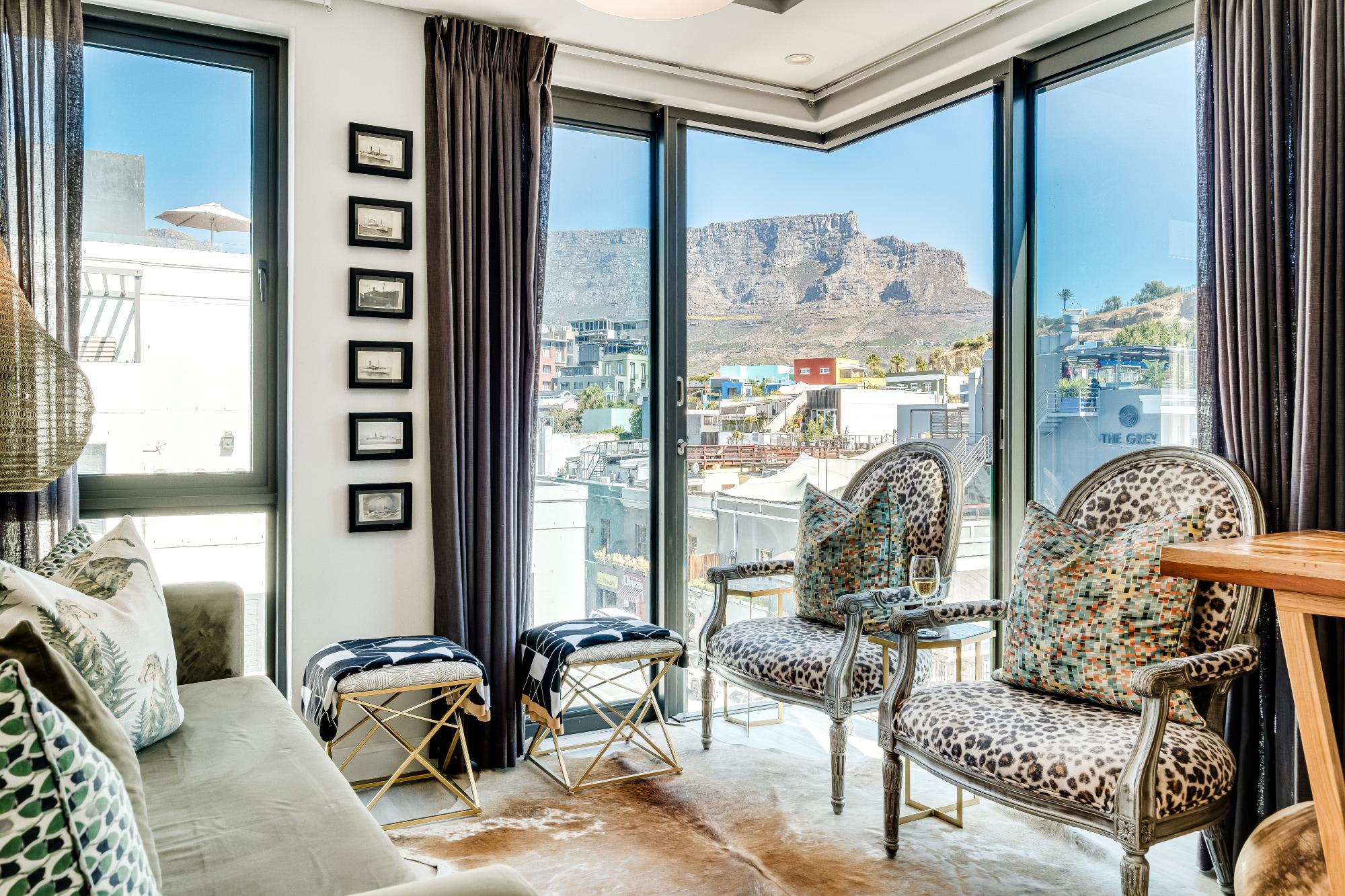 Beautiful Apartment with Mountain Views 404 on N