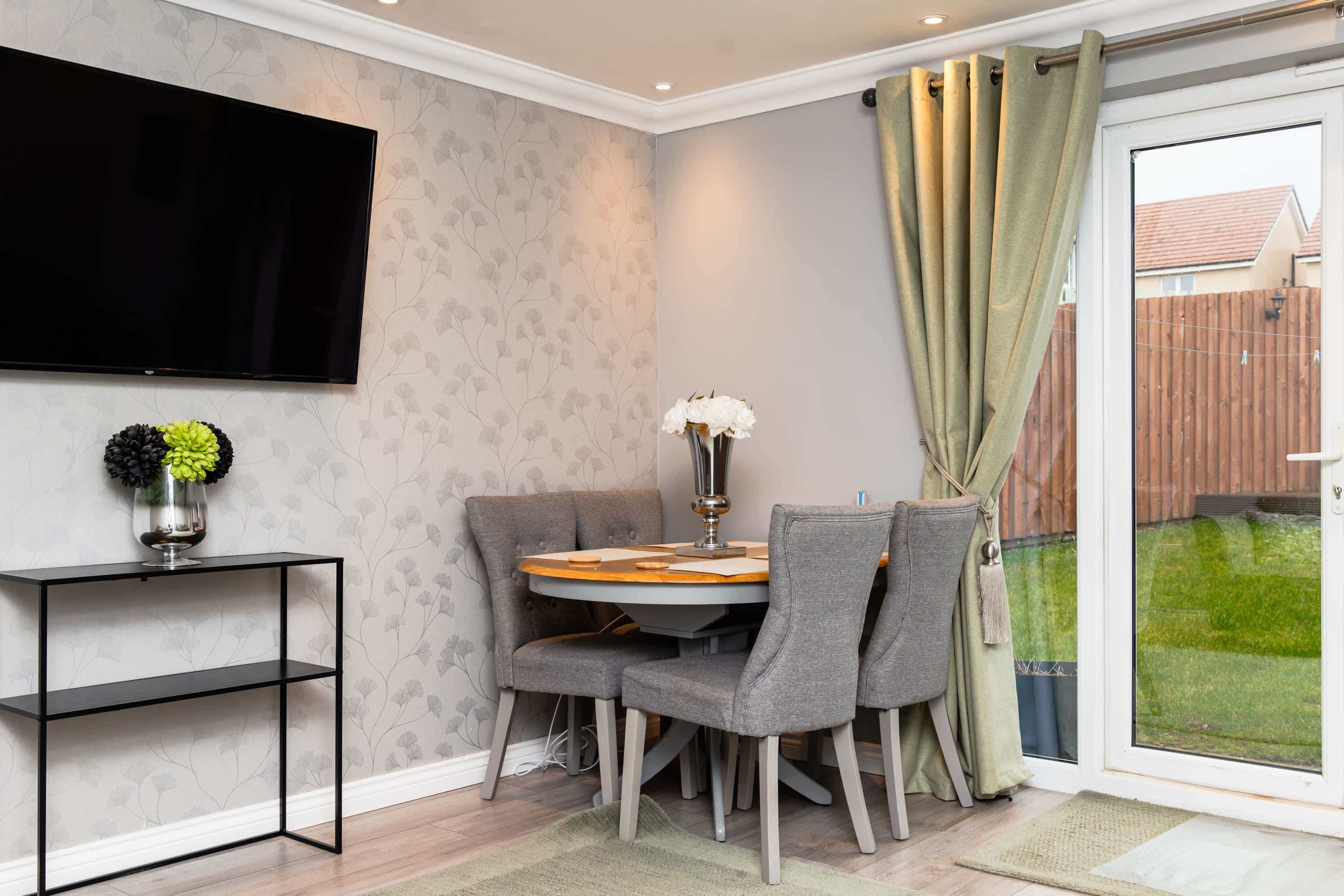 3BR Parking Nr Dalhousie Castle &Edinburgh Airport in Auld Coal Road EH19 3JL - Property image 14 - VivreStays