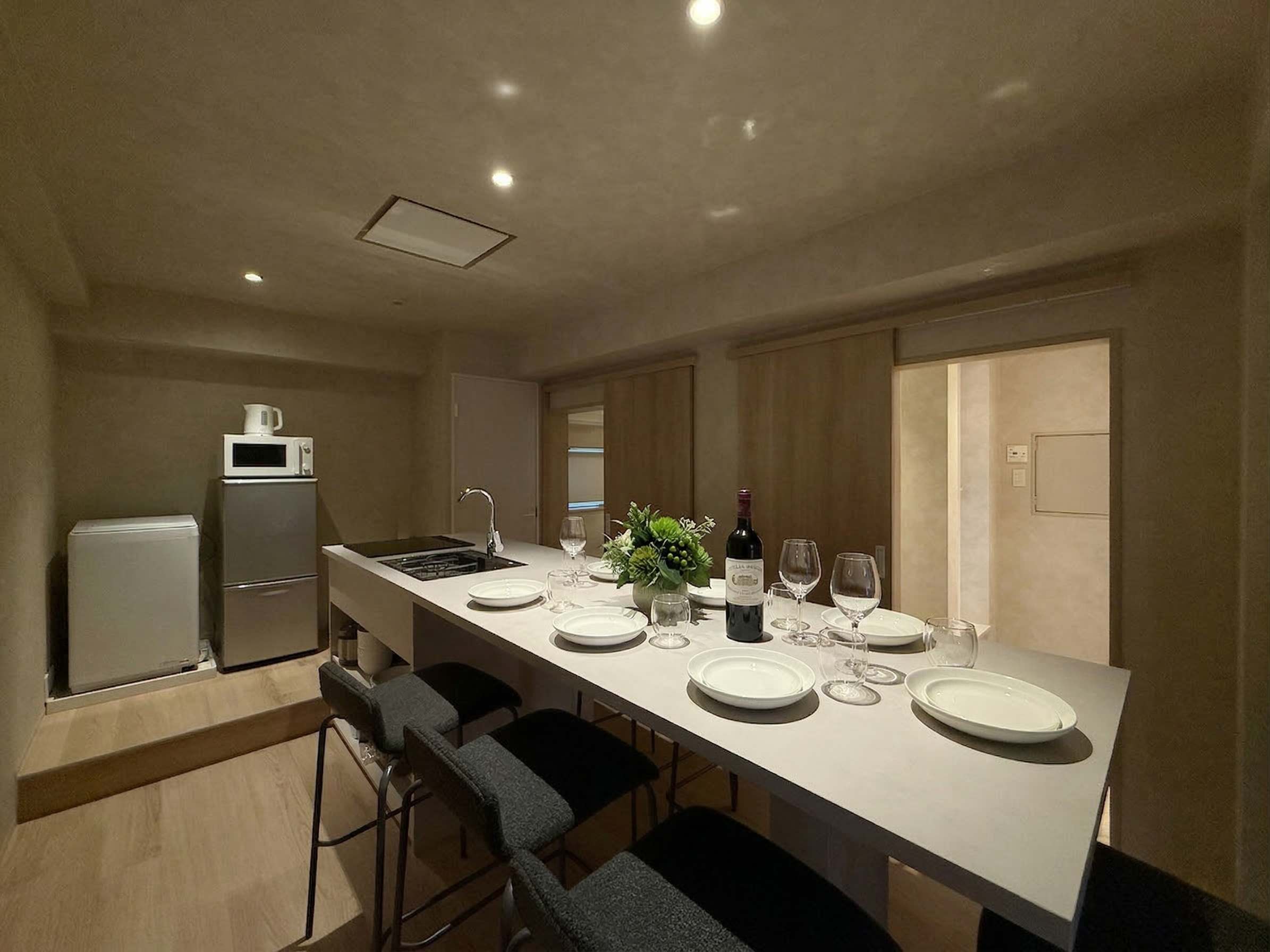 Newly Renovated 3BR|Island Kitchen|Station 1 min — Hiroshima City, Hiroshima — vacation rental
