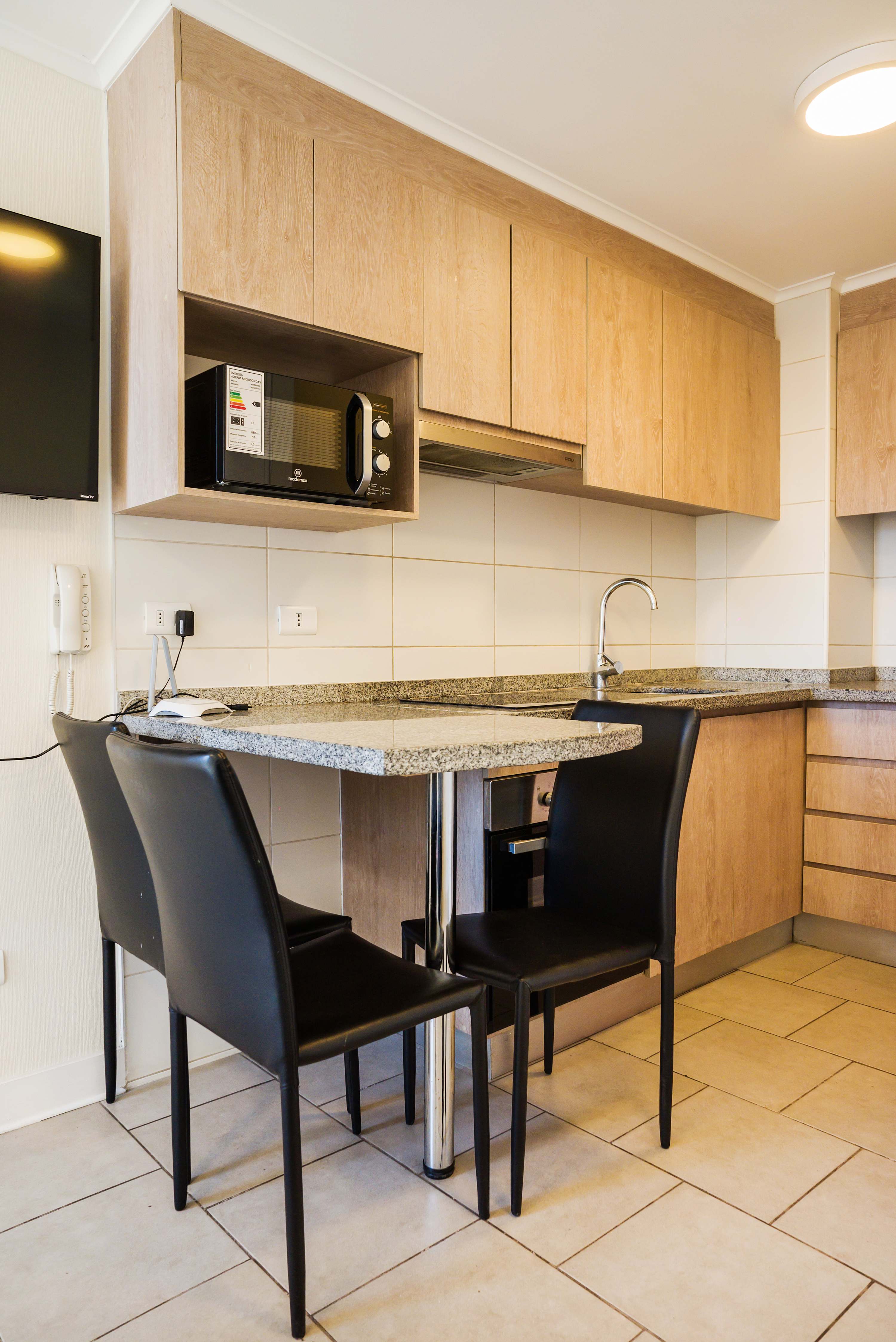 Central Chic 1BR Steps from Metro & Attractions