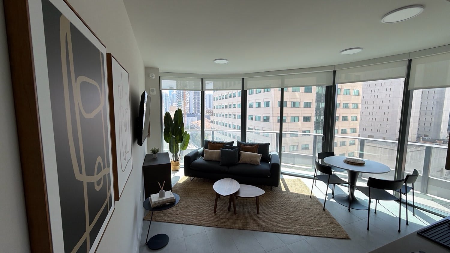Amazing City View Condo in Prime Downtown Location