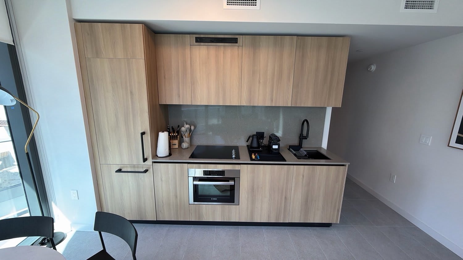 Amazing City View Condo in Prime Downtown Location
