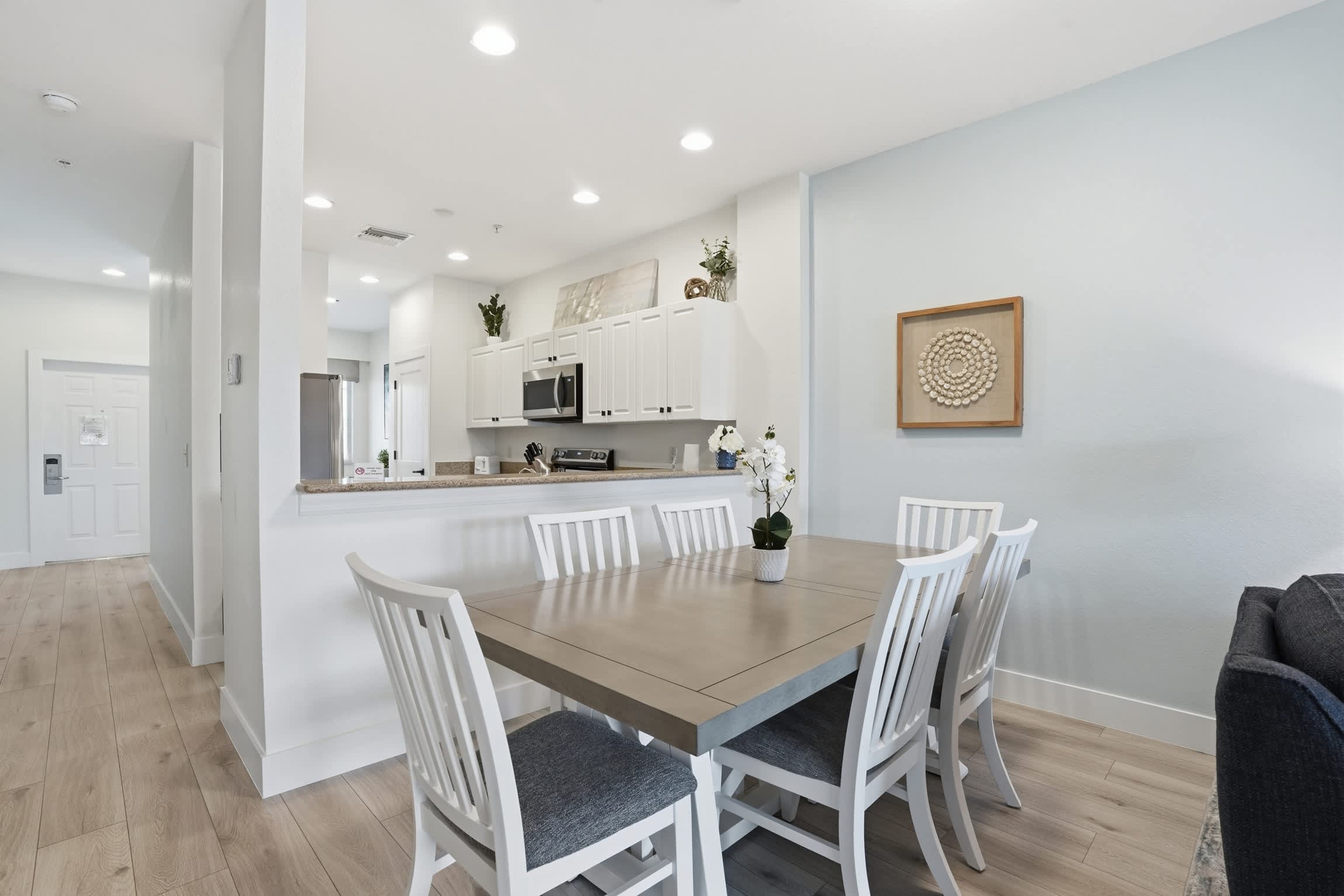 1022 Lake and Landscape View Sleeps 4 | Photo 14