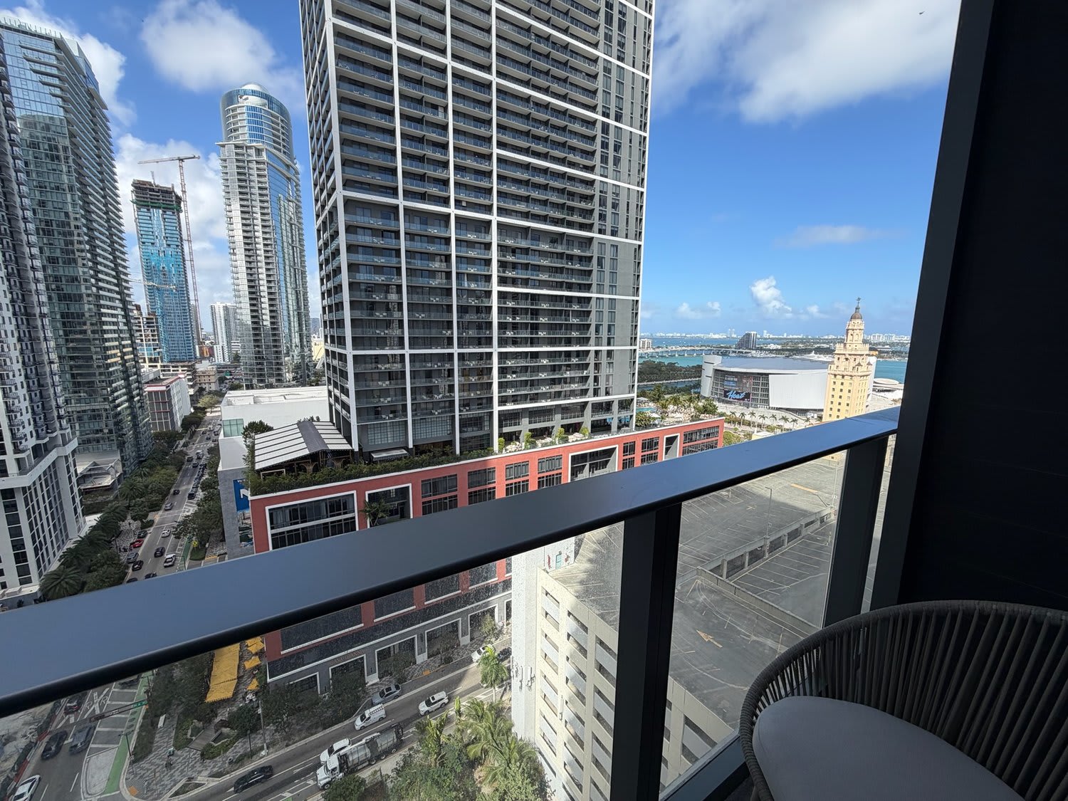 Walk to FIFA Fan Fest | Lux 1BR+D | Rooftop Pool
