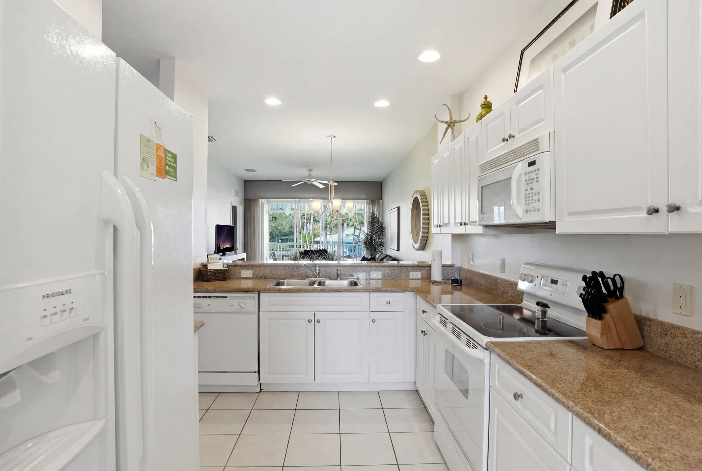 424 Lake and Fountain Views Second Floor | Photo 12