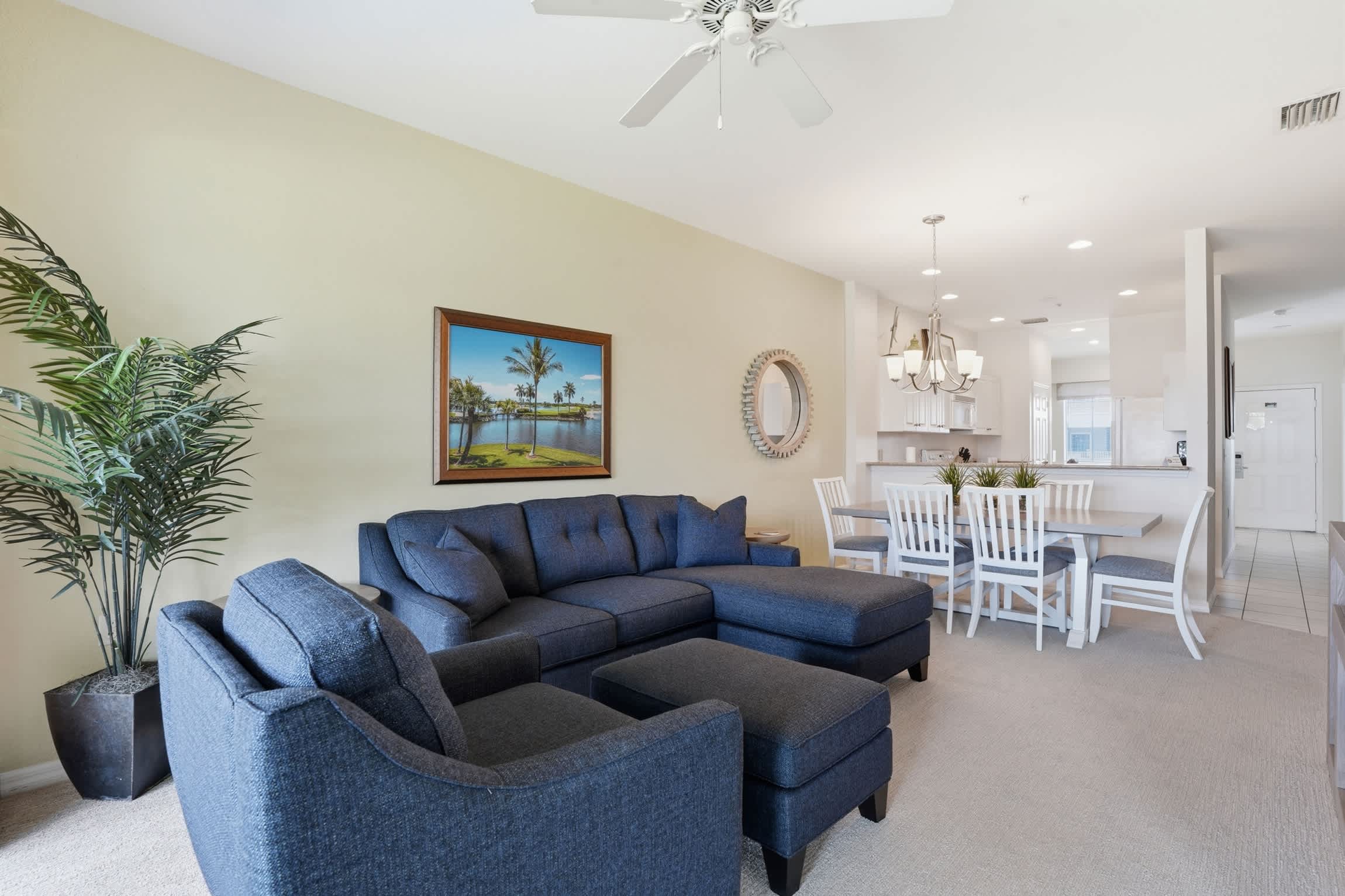 424 Lake and Fountain Views Second Floor | Photo 23