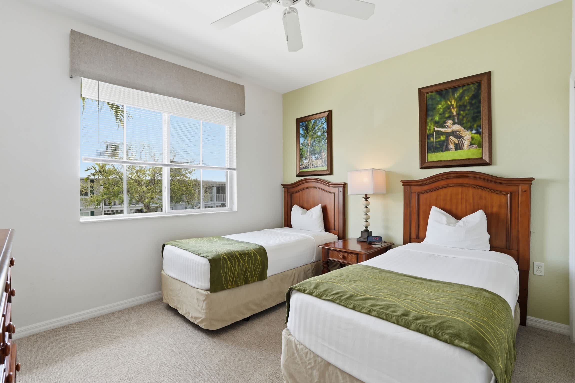 424 Lake and Fountain Views Second Floor | Photo 4