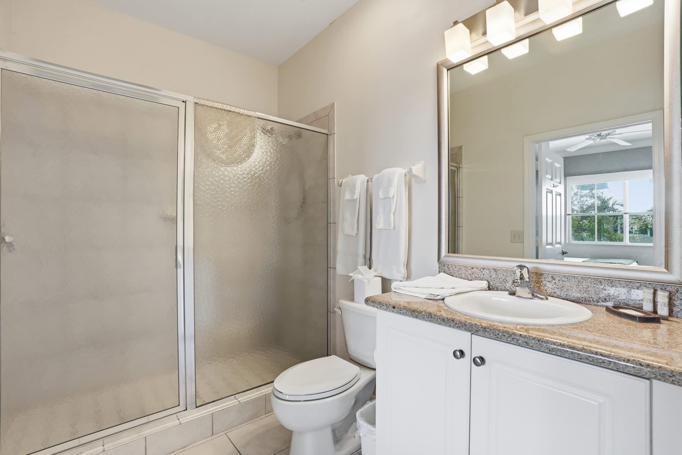 424 Lake and Fountain Views Second Floor | Photo 31