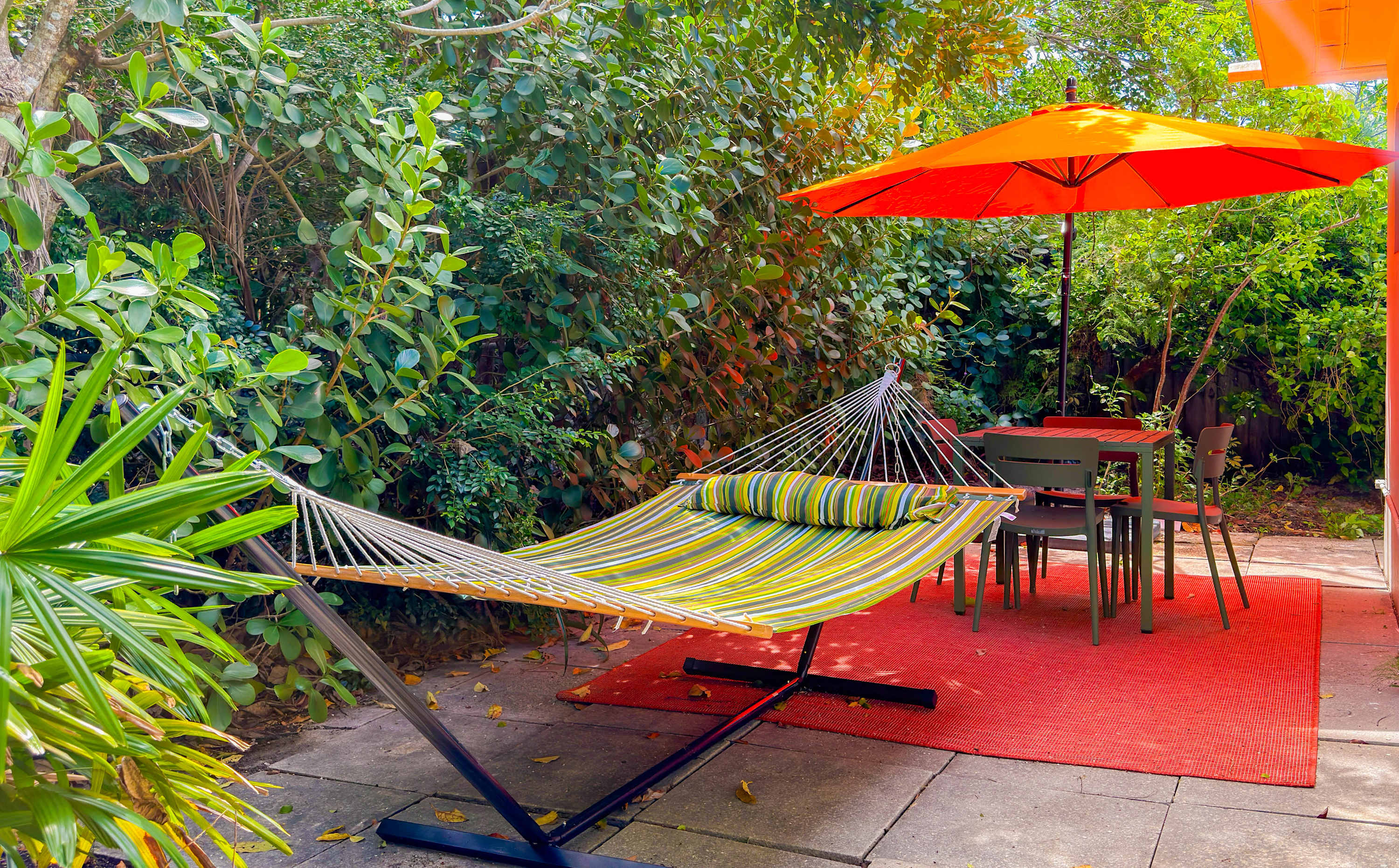 Cozy Garden Bungalow - Beach/Wilton/Patio