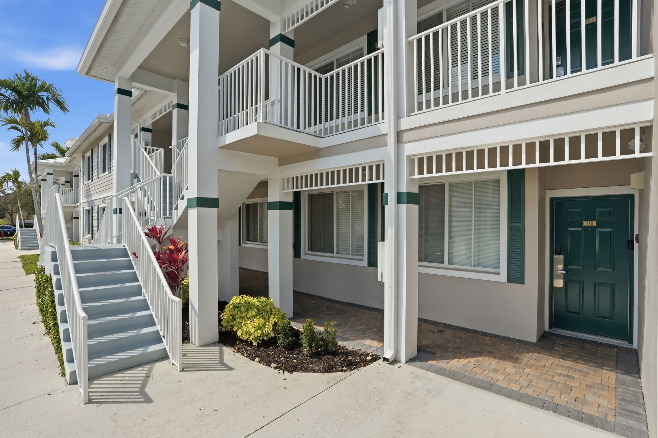 414 Wheelchair Accessible Sleeps 6 | Photo 11