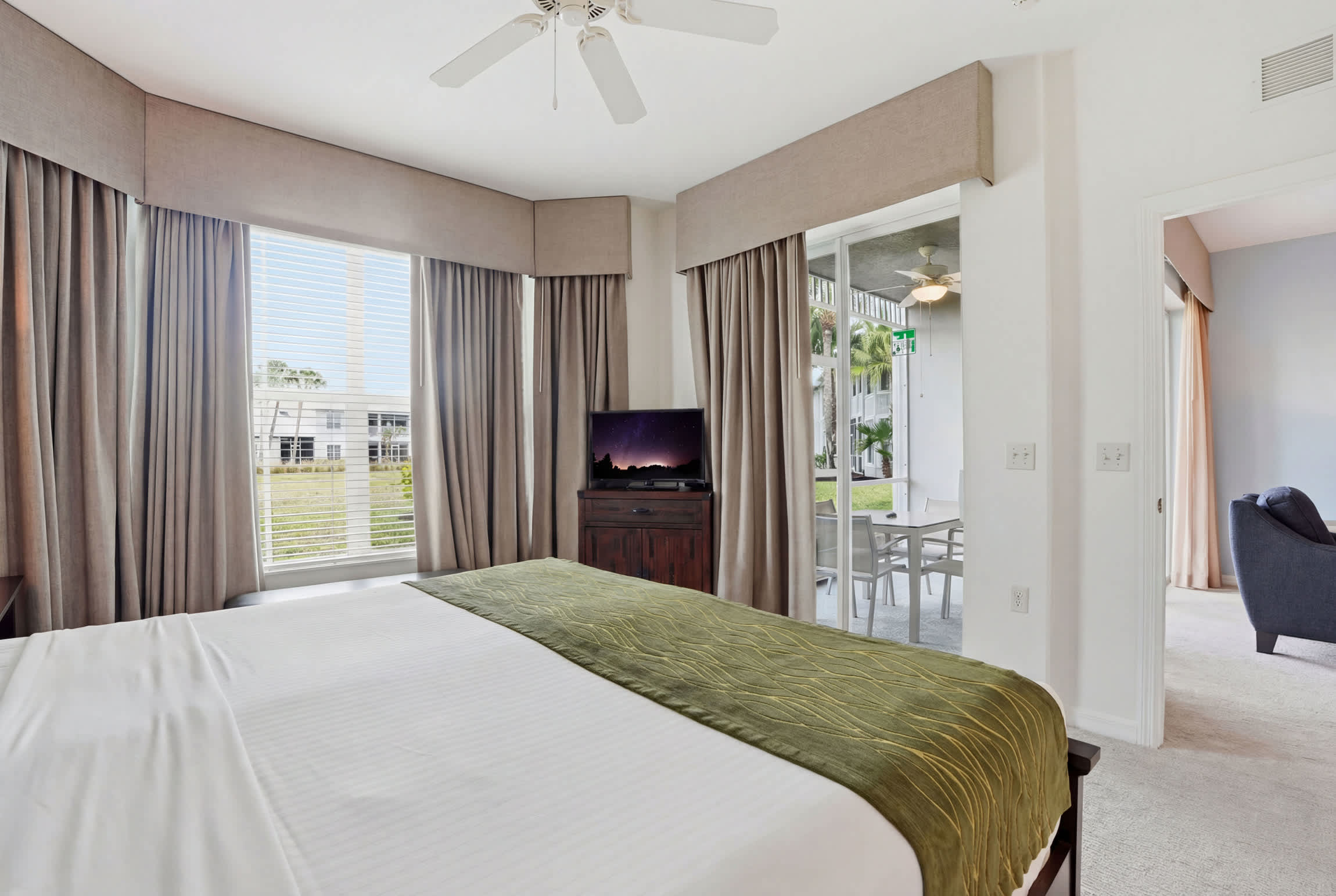 414 Wheelchair Accessible Sleeps 6 | Photo 31