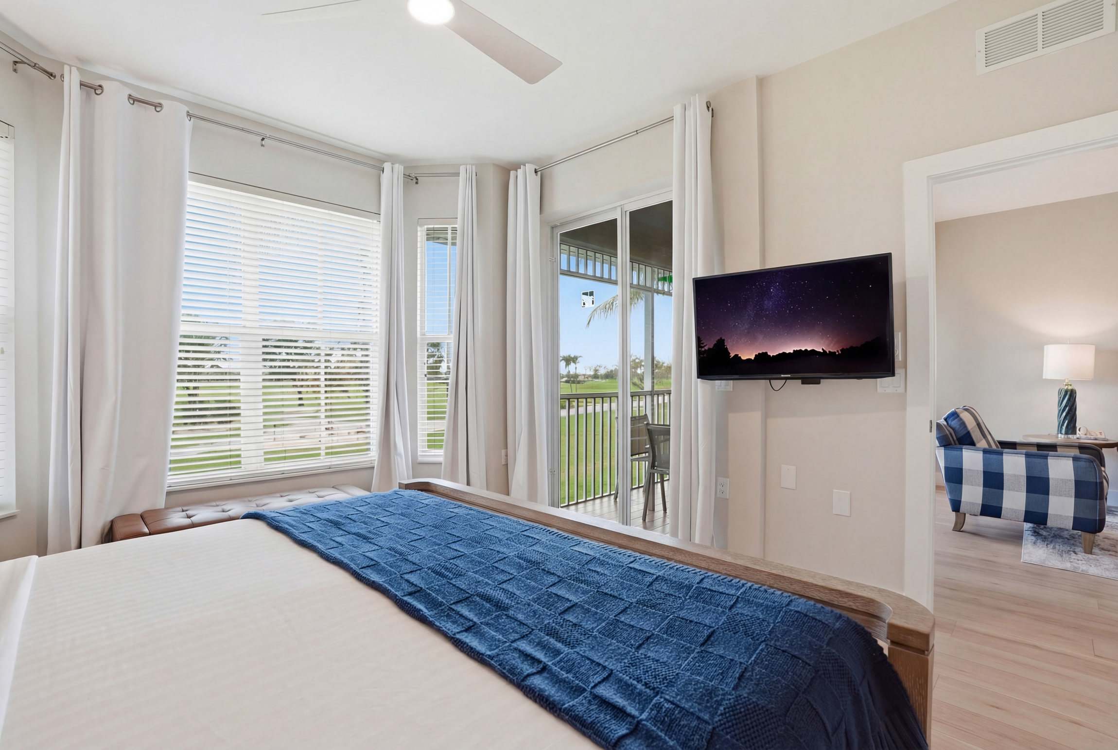 321 Luxury Golf Course Views Sleeps 6 | Photo 22