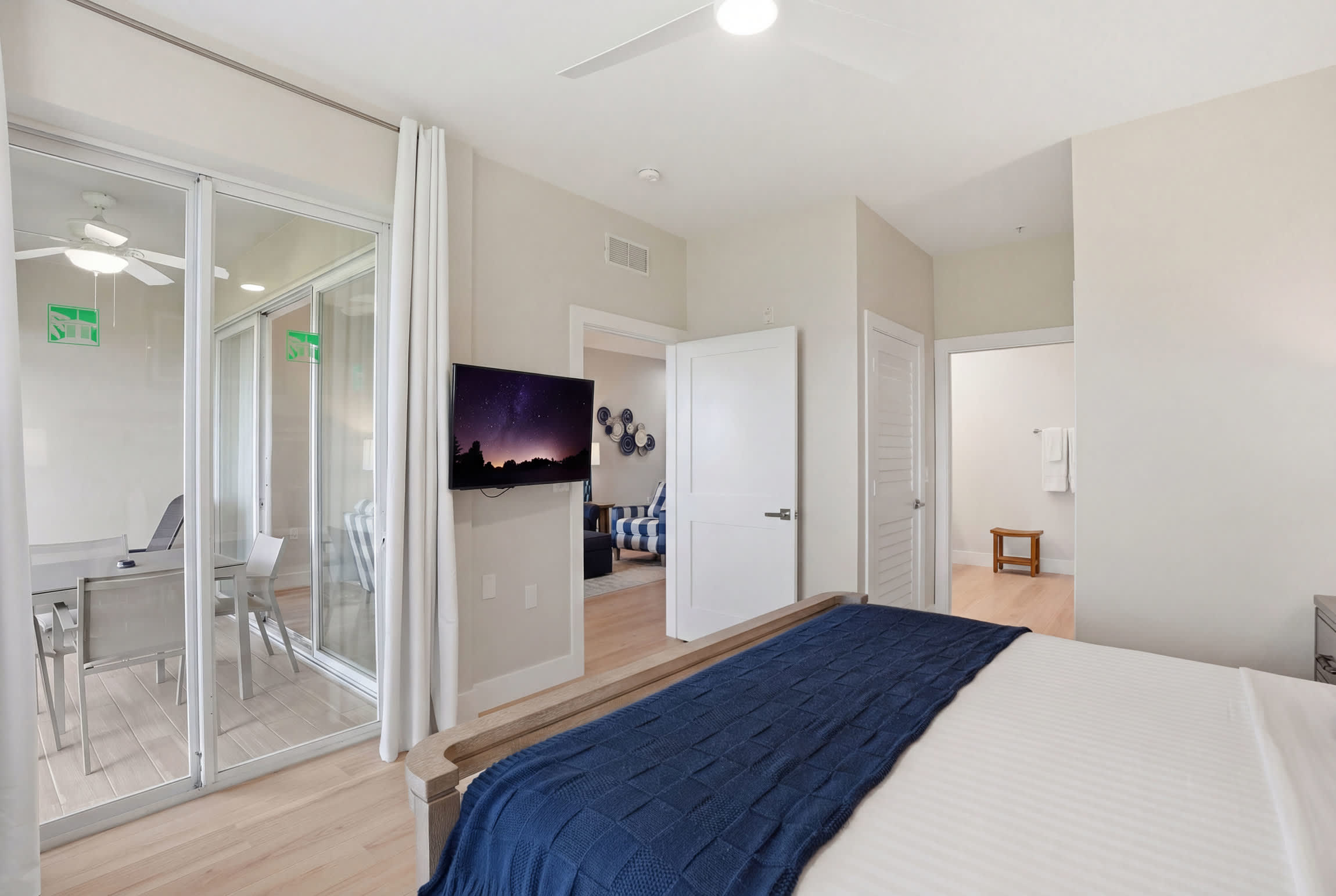 321 Luxury Golf Course Views Sleeps 6 | Photo 23