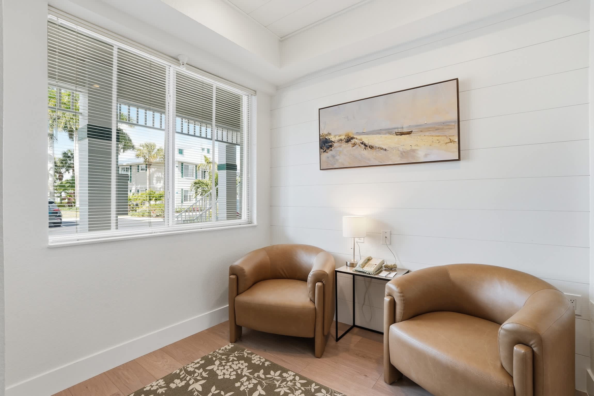 313 Luxury First Floor Golf Views Sleeps 4 | Photo 5