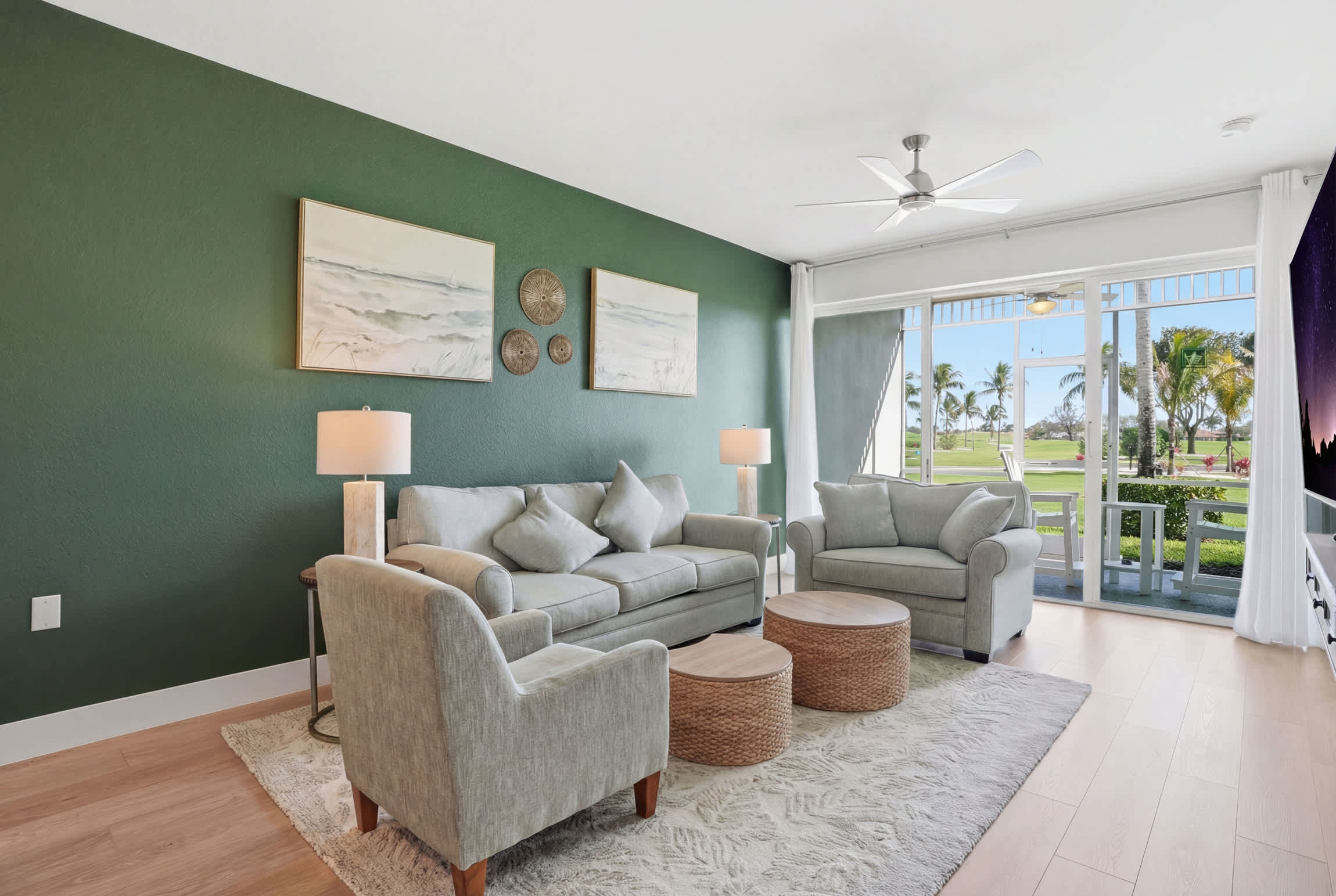 313 Luxury First Floor Golf Views Sleeps 4