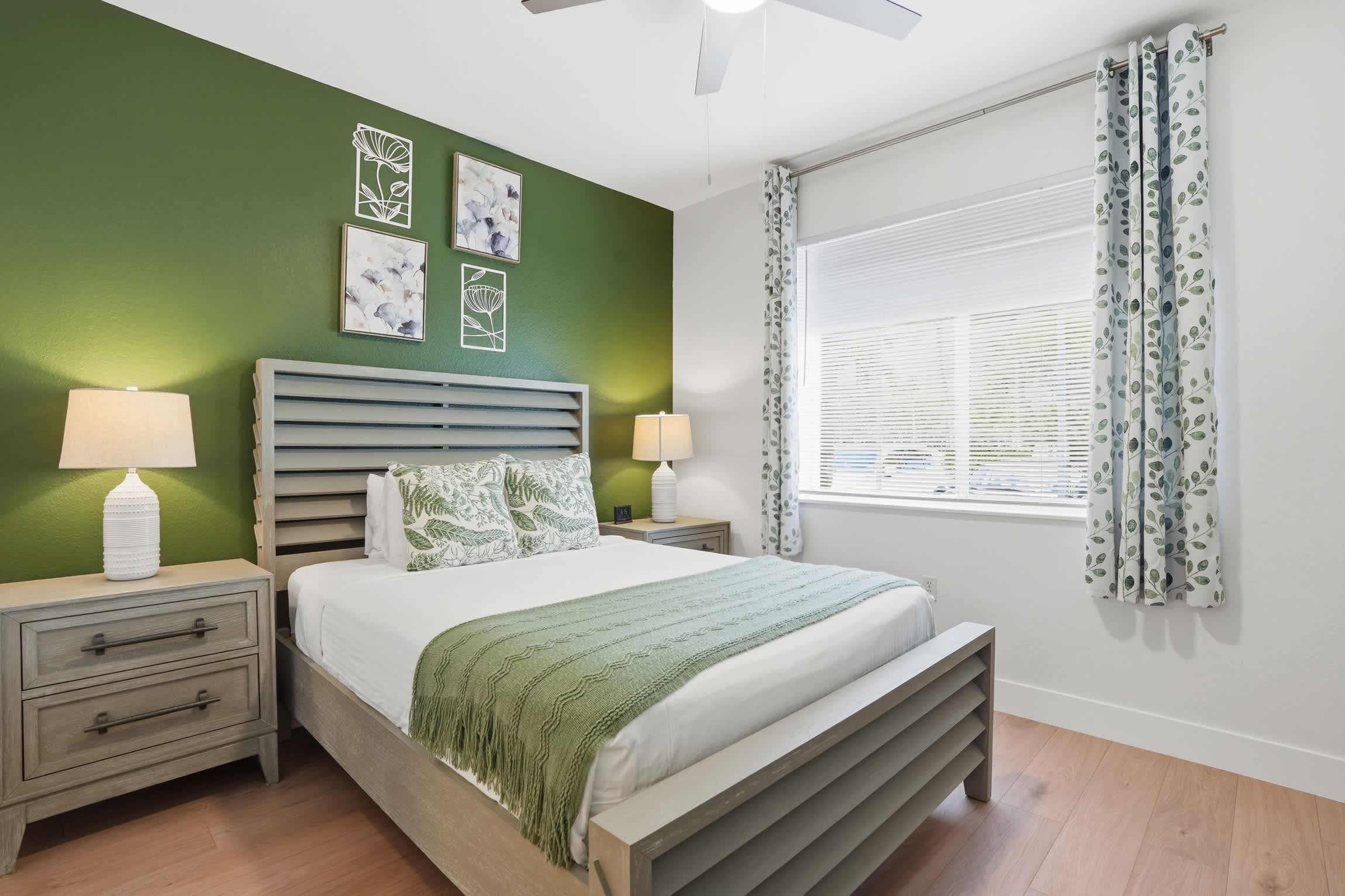 313 Luxury First Floor Golf Views Sleeps 4 | Photo 3