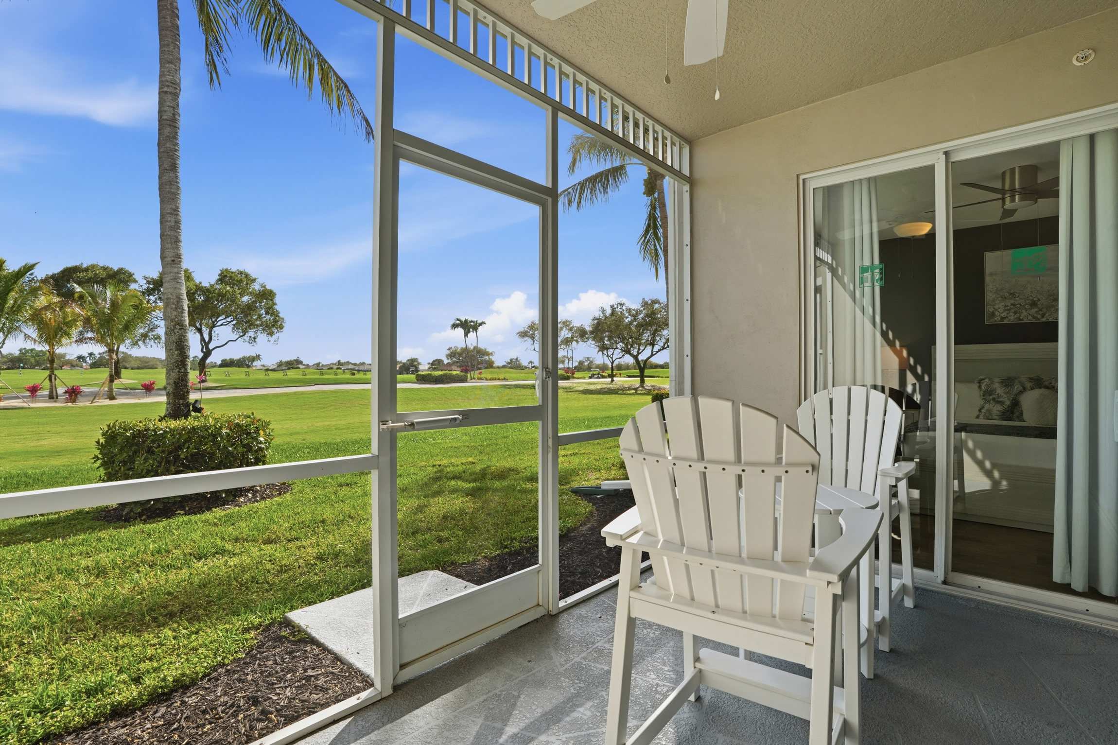 313 Luxury First Floor Golf Views Sleeps 4 | Photo 31