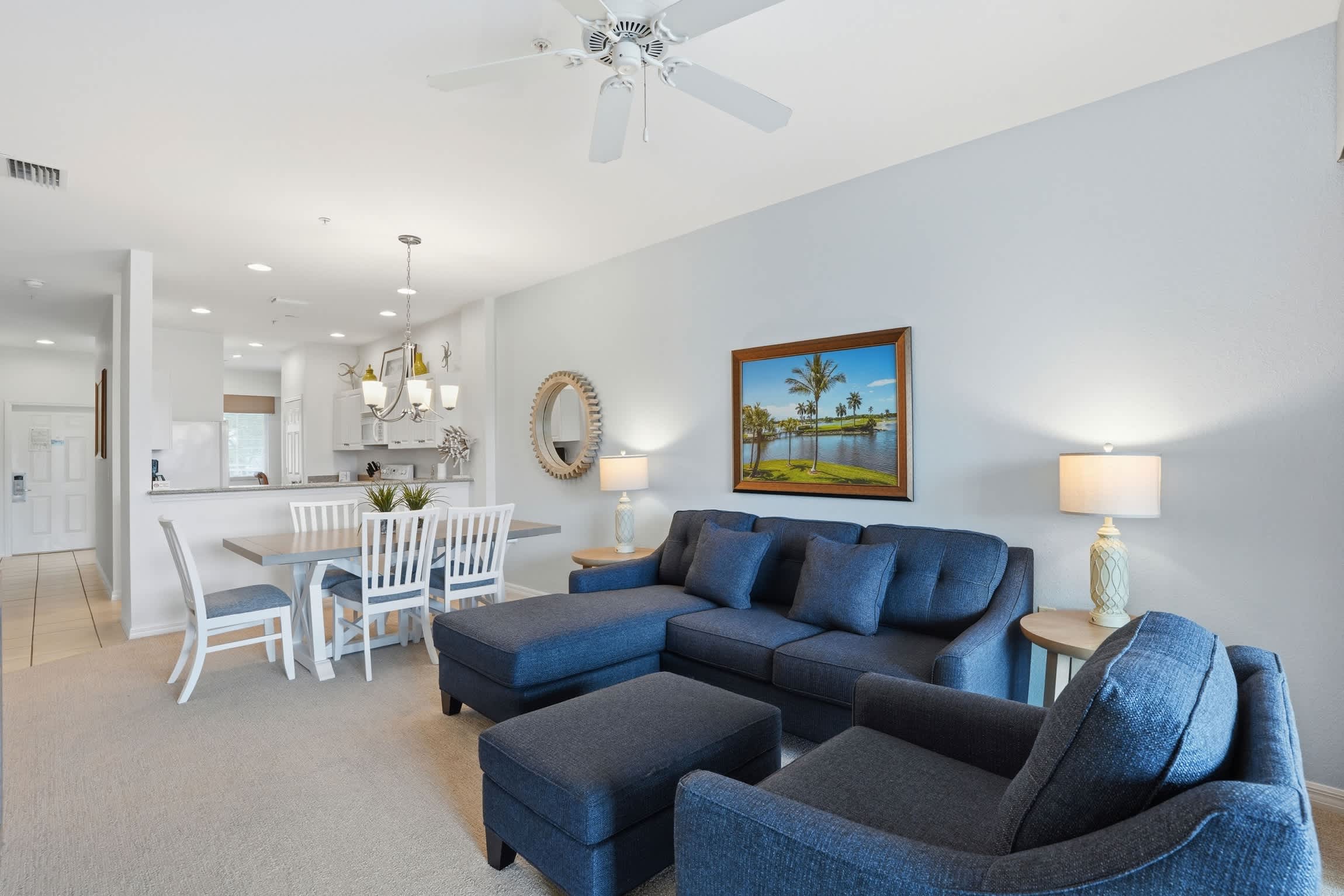 222 Beautiful Lake View Second Floor Sleeps 4 | Photo 18