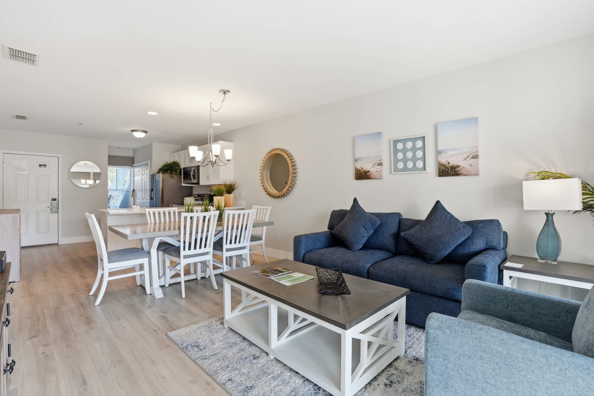 113 Unique Floor Plan Lake and Fountain View | Photo 15