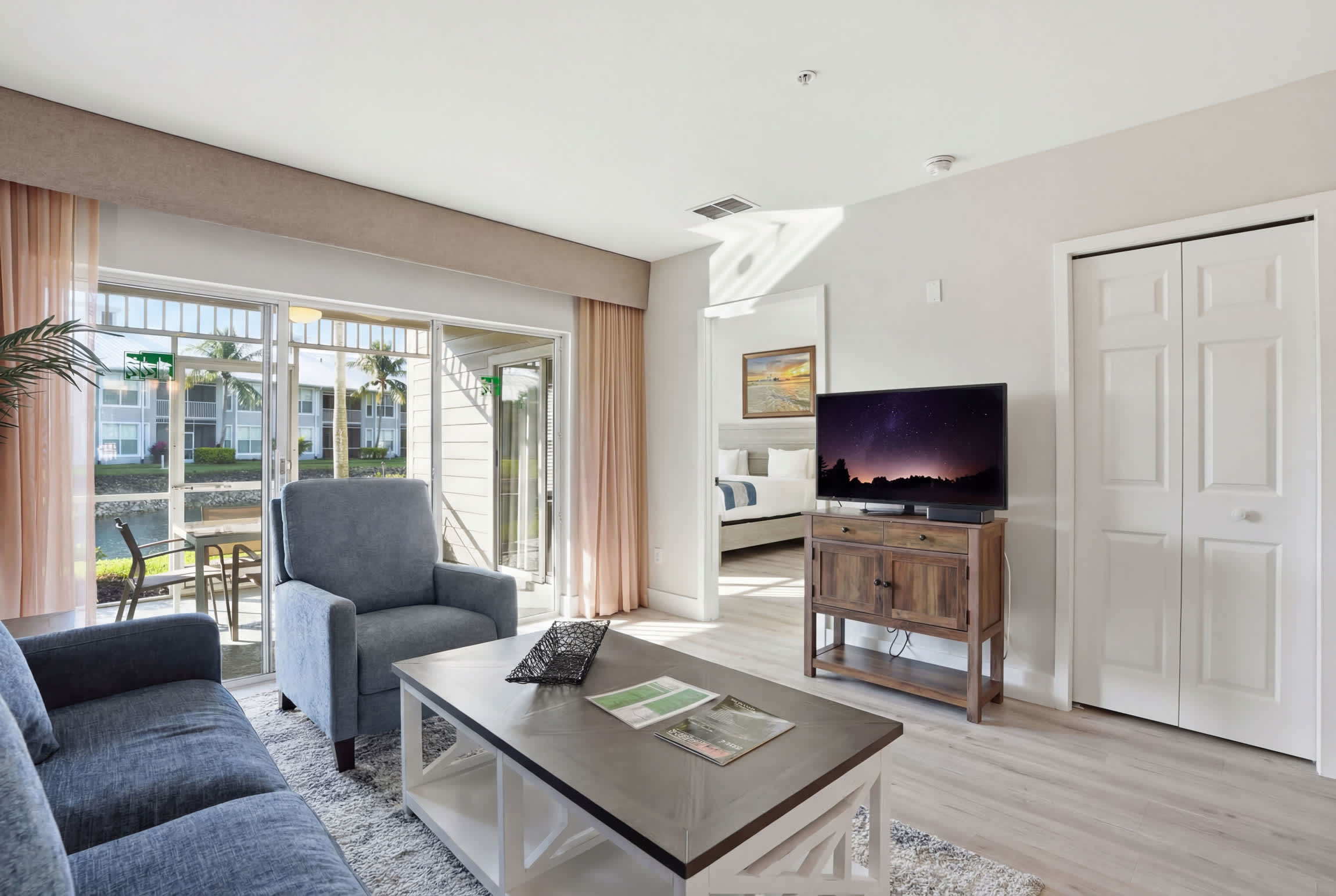 113 Unique Floor Plan Lake and Fountain View