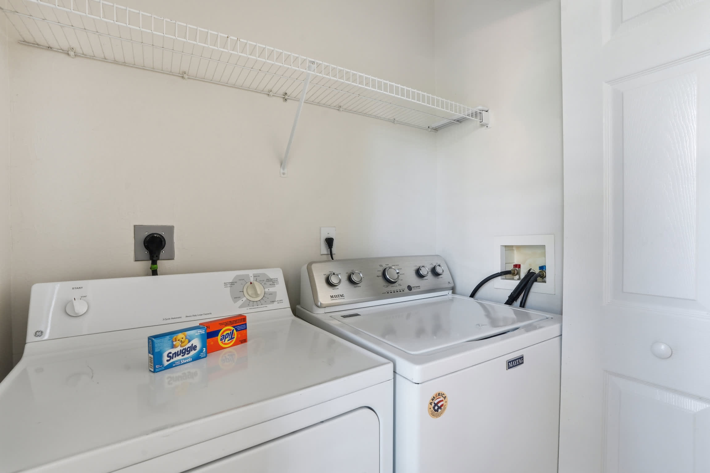 113 Unique Floor Plan Lake and Fountain View | Photo 14