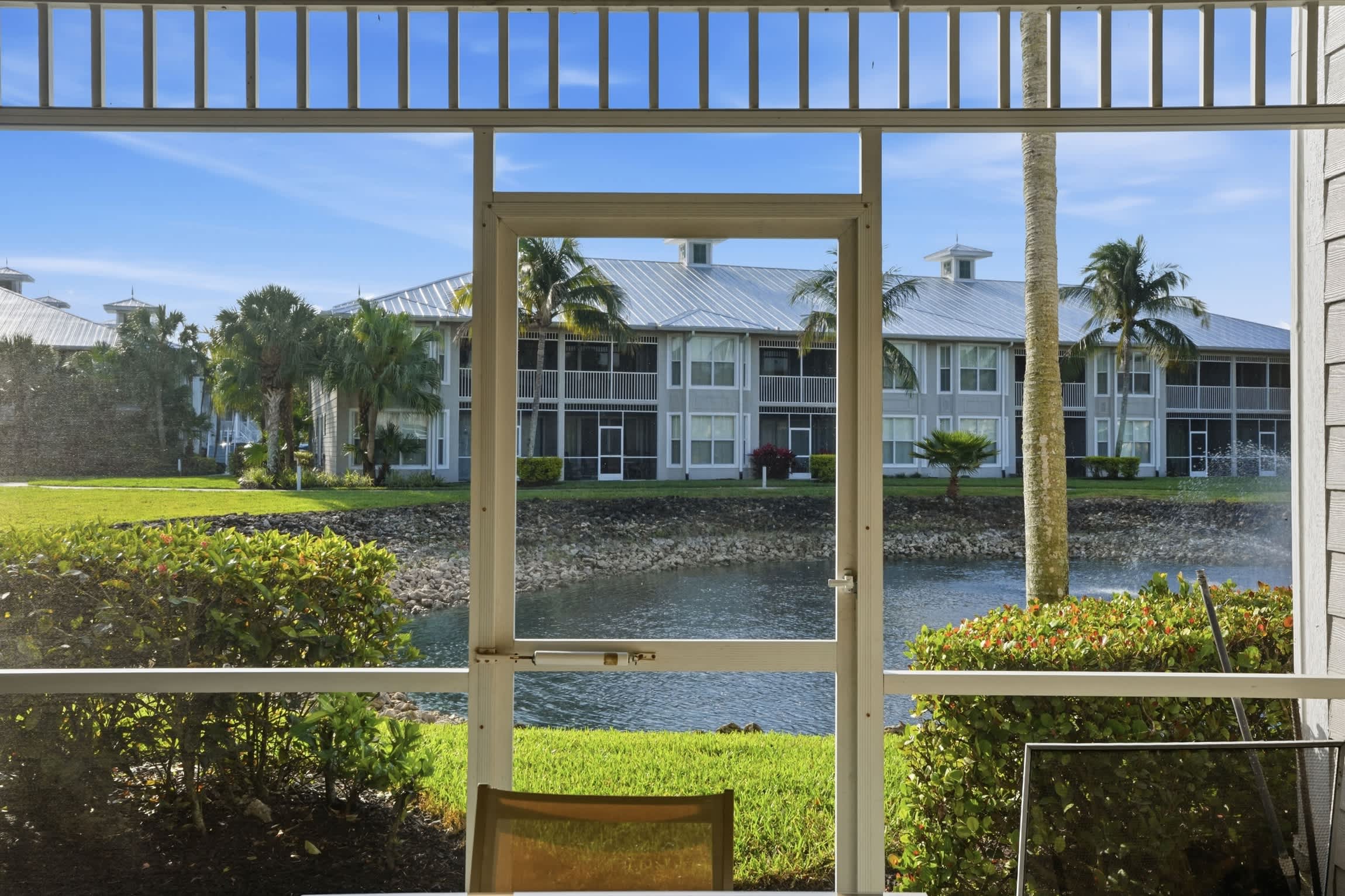 113 Unique Floor Plan Lake and Fountain View | Photo 23