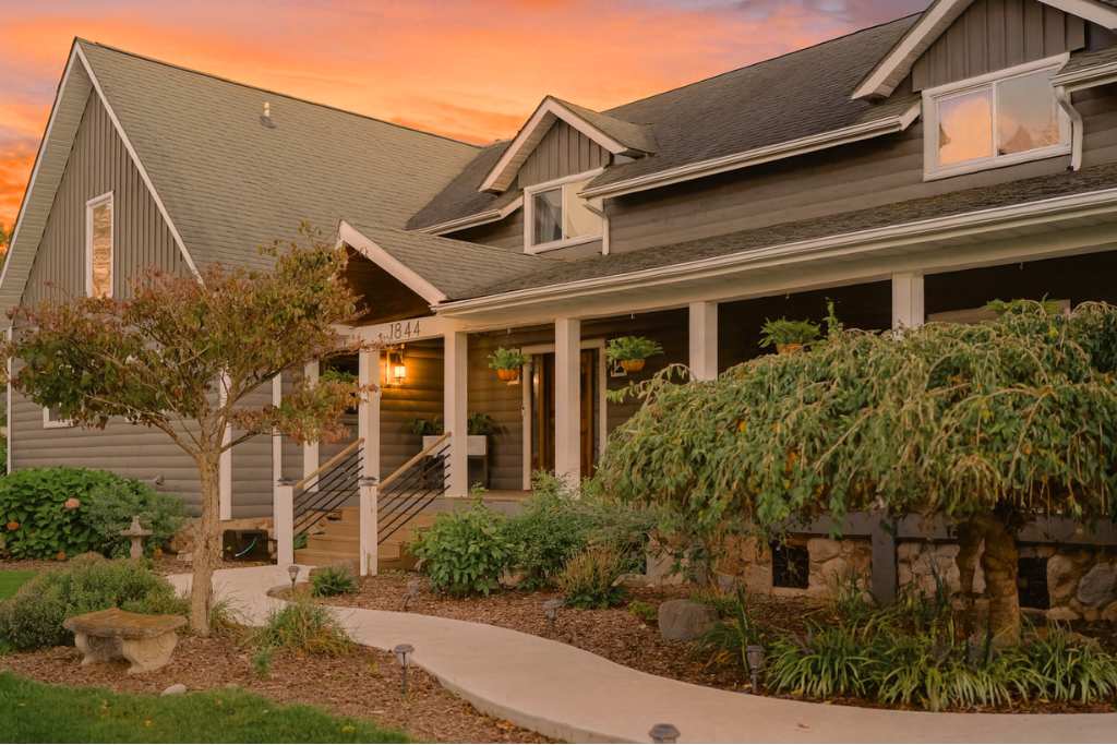 Compass Retreat for large groups — Buchanan, MI — vacation rental