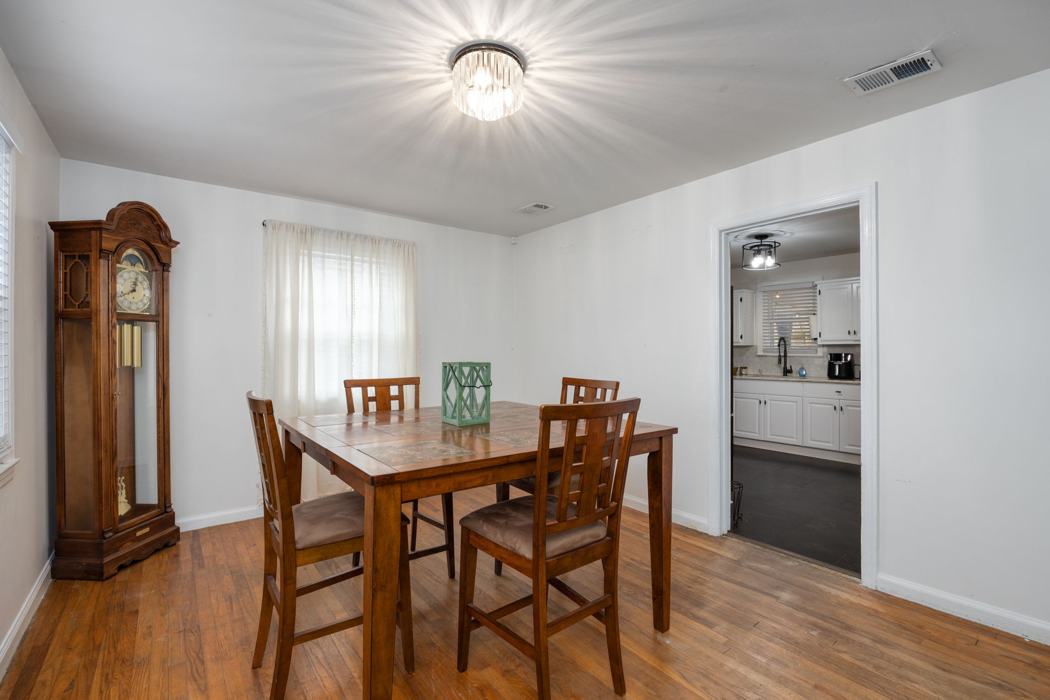 Nashville Getaway • Near Airport + Downtown • Free
