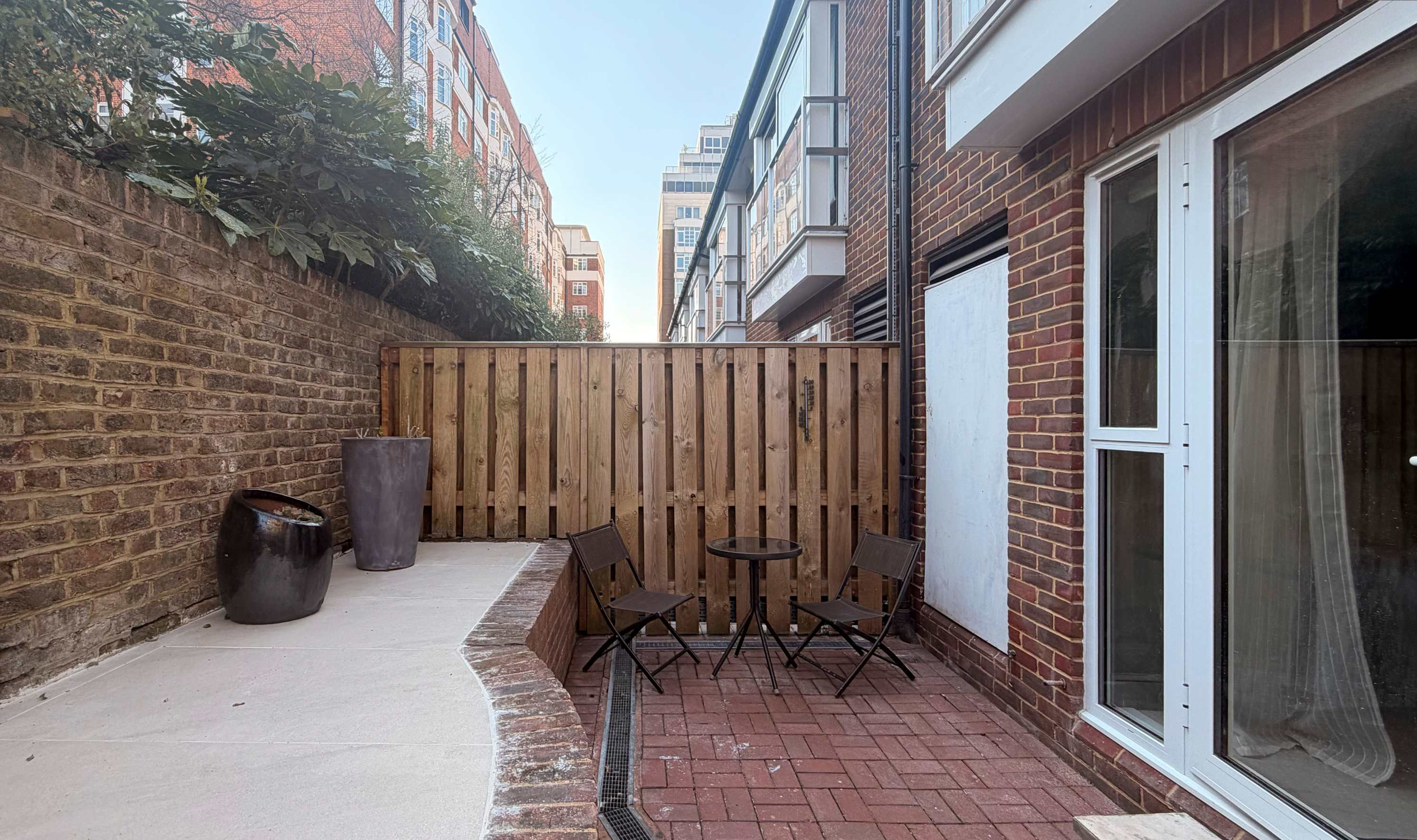 View The Abbey Mews House in 6 Grace Mews, 20 Abbey Road NW8 9BW The Abbey Mews House in 6 Grace Mews, 20 Abbey Road NW8 9BW - Property image 30 - VivreStays