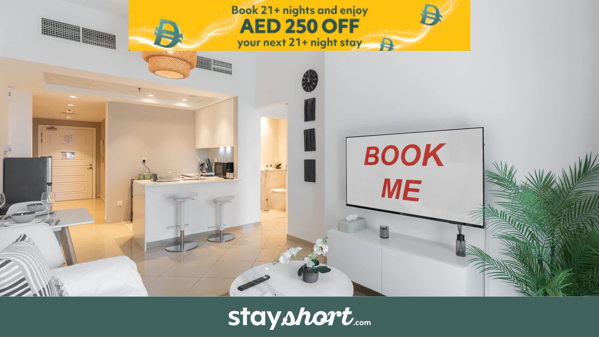 Free housekeeping visits during your stay - StayShort - Trendy 1BR in JLT with Stunning Lake Views! — JLT, Dubai — vacation rental