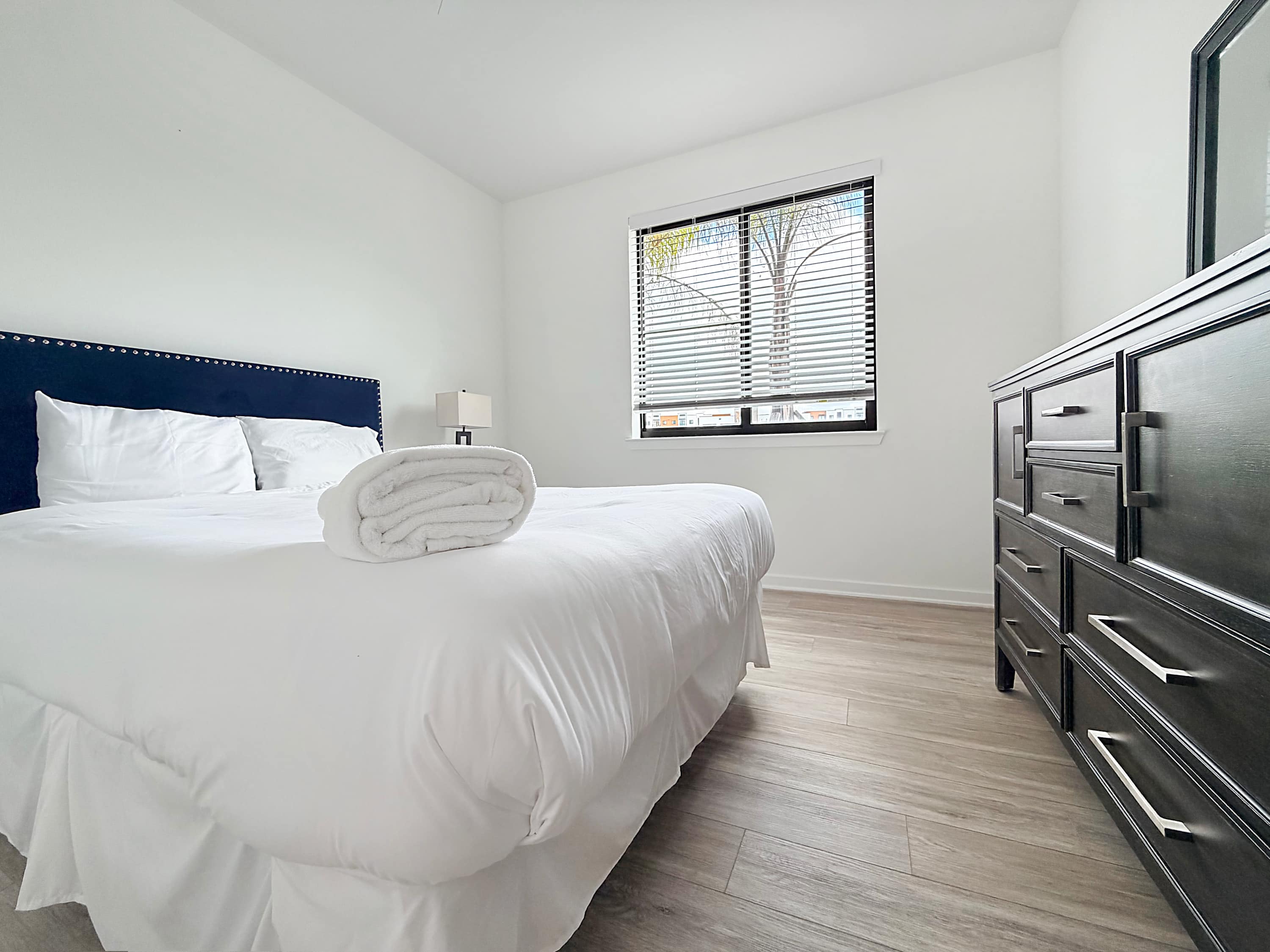 Brand New Luxury 1st Floor 2 BR Lakewood Ranch