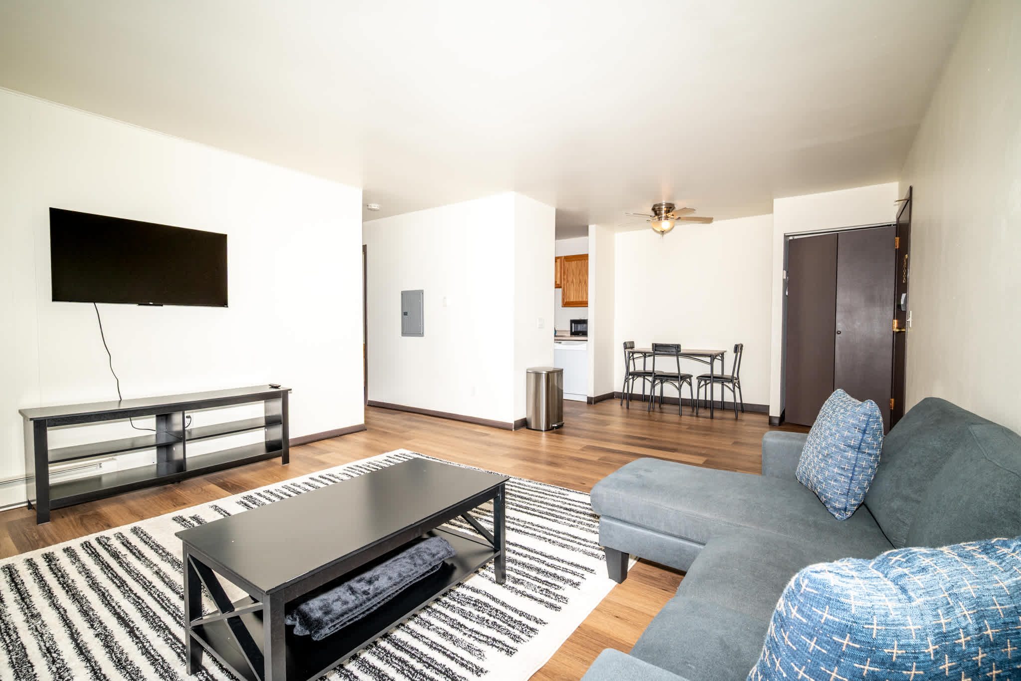 1 Bedroom - 1218 Canterbury Ct — Sun Prairie, WI — vacation rental