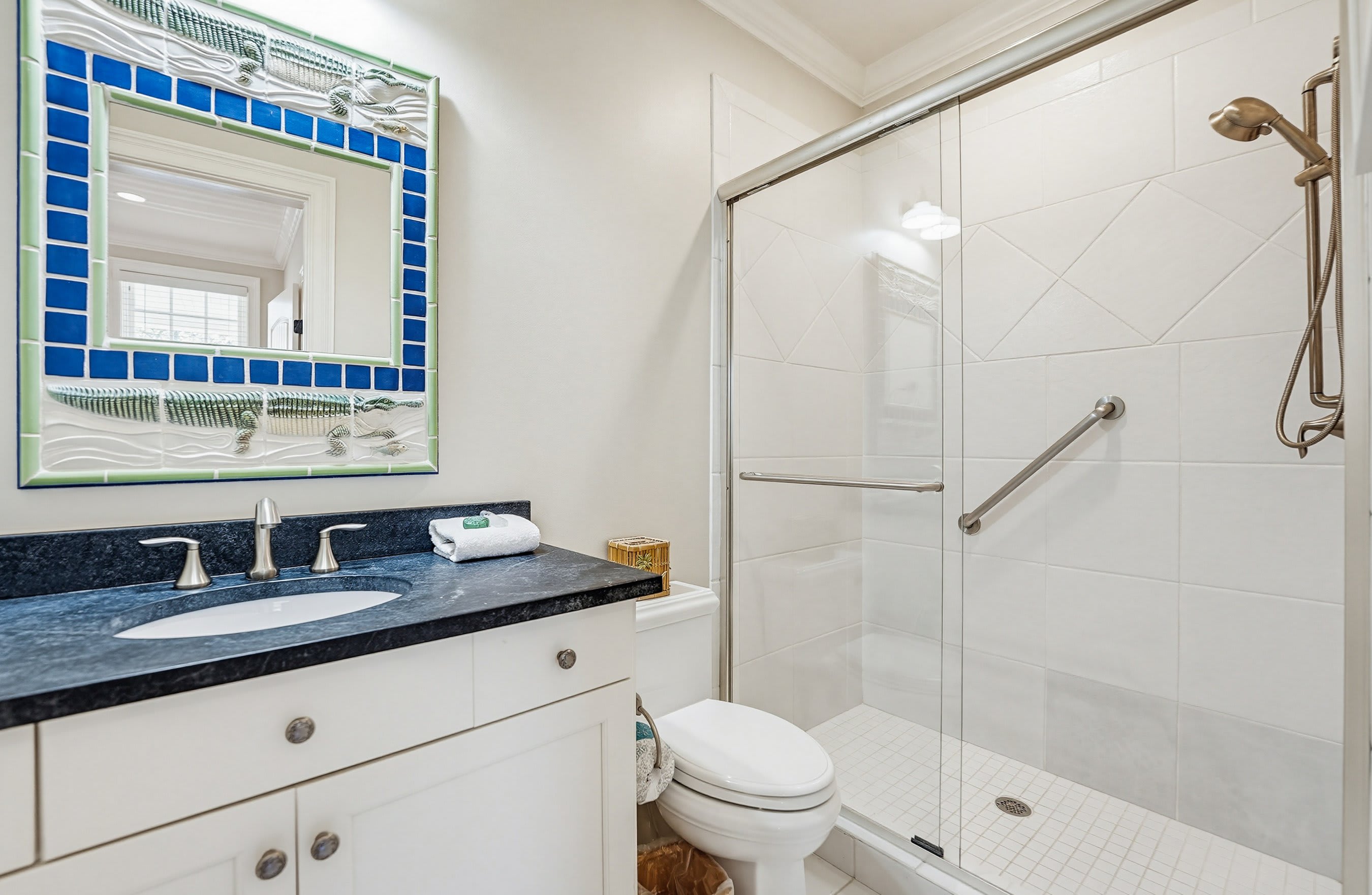 2nd Level Guest Bedroom Full En Suite Bedroom