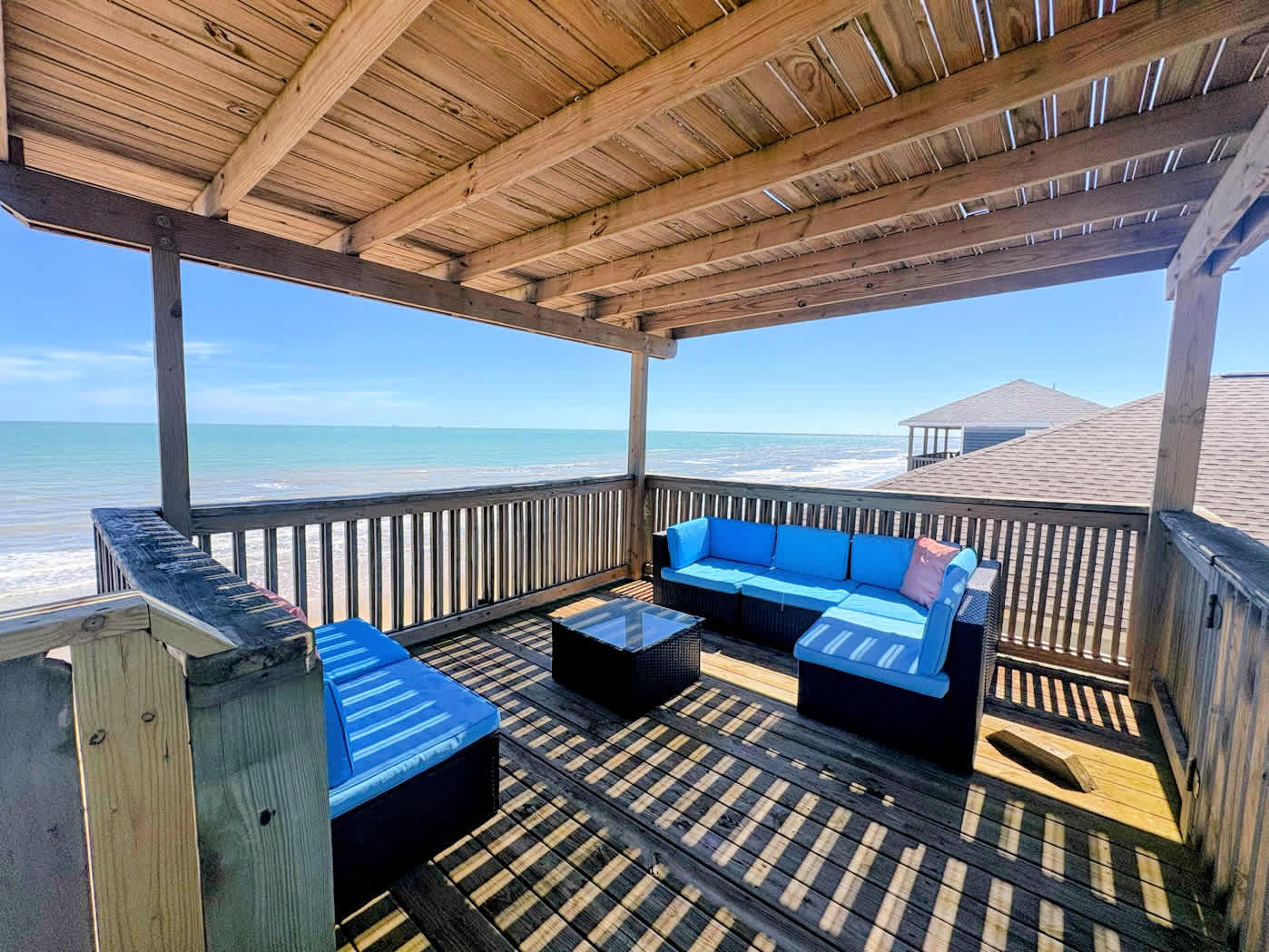 Lookout at Paradise Point - Top Beachfront Spot! — Surfside Beach, TX — vacation rental