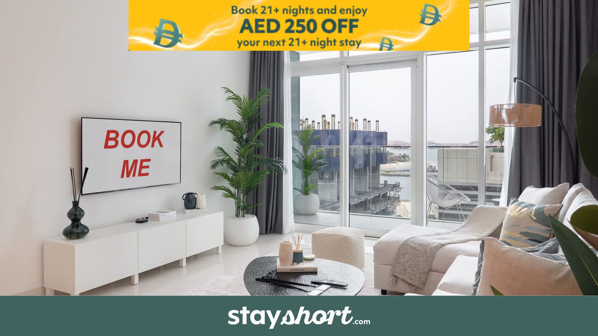 Free housekeeping visits during your stay - StayShort - 1 Bed in Emaar Beachfront Perfect for 4 with Beach Access — Emaar Beachfront, Dubai — vacation rental