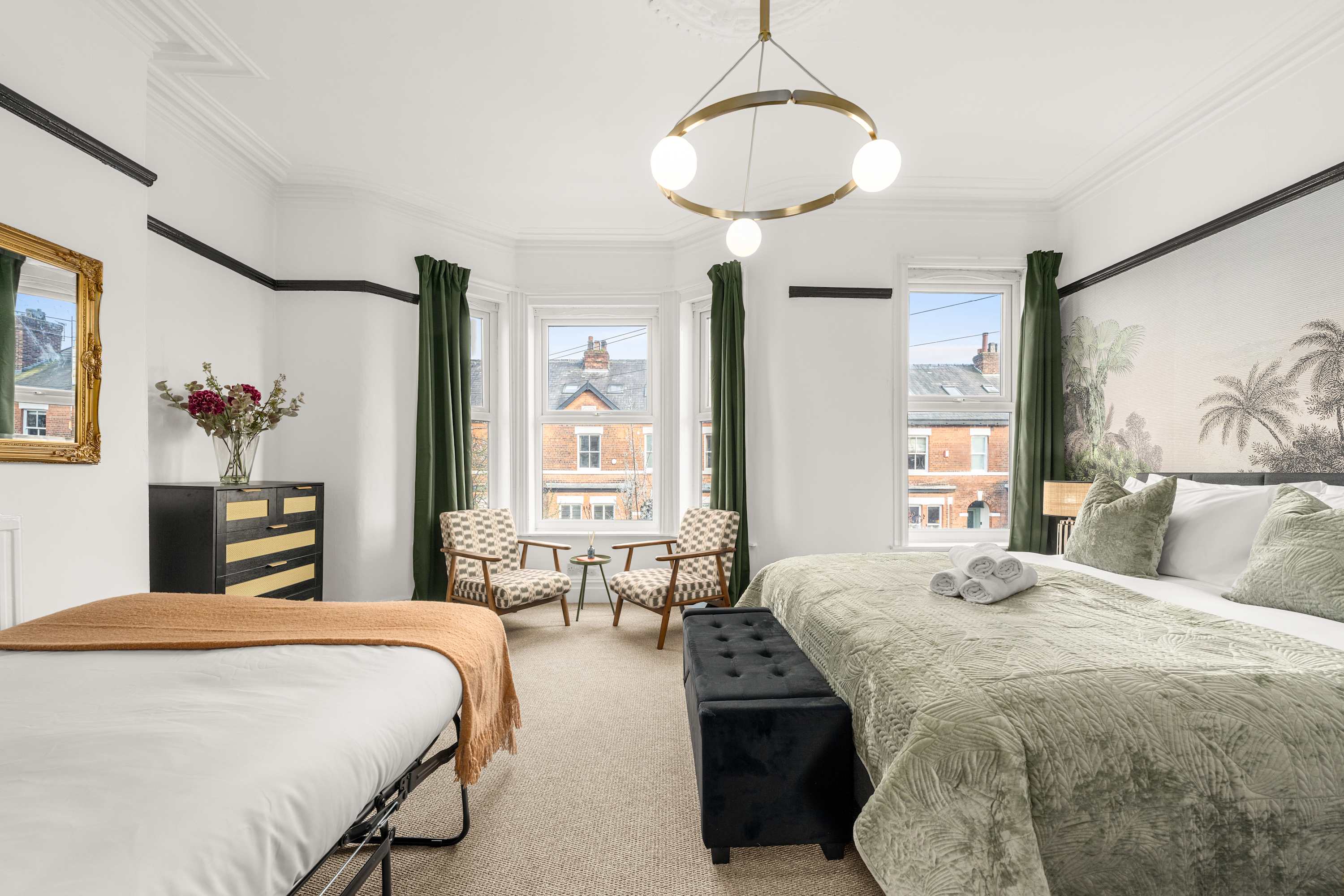 Spacious 5BR Didsbury | Garden, Parking & 58" TV" in Claremont Grove 18 M20 2GL - Property image 39 - VivreStays