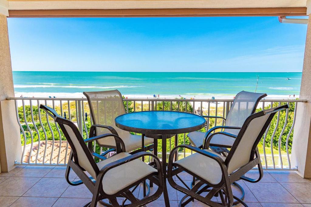 Direct Oceanview! 3B Condo on Anna Maria Island