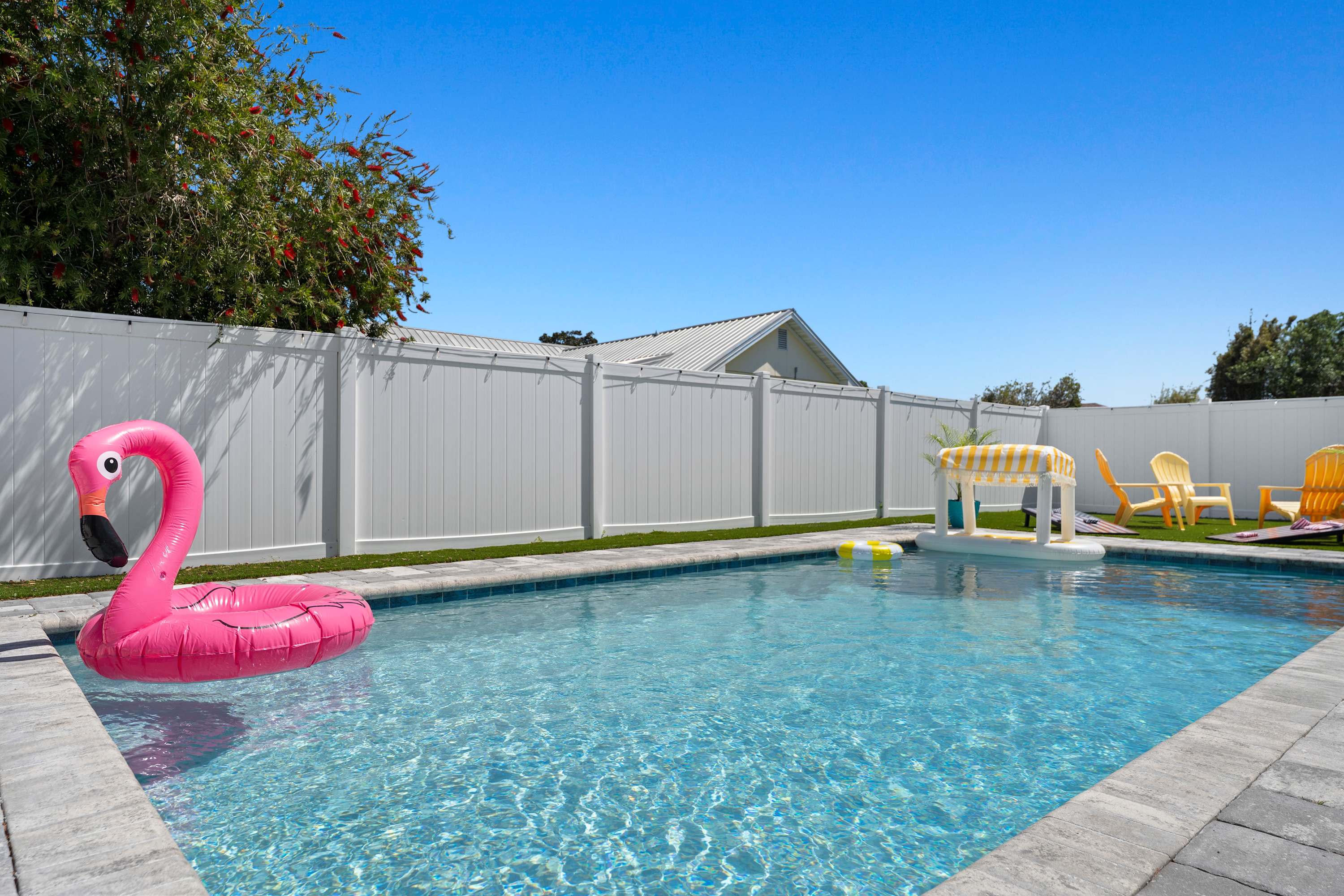 Sparking Pool, Steps to Beach, Game Room, TVs, BBQ