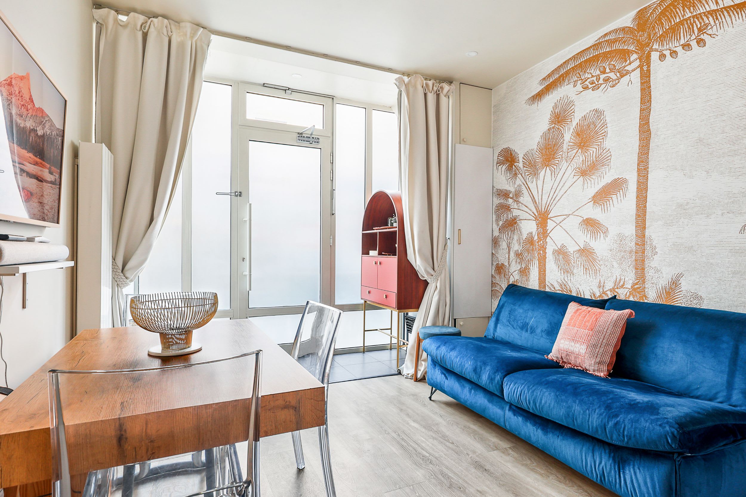 Lumineux cocon pour 3 · Canal Saint-Martin — Paris, Île-de-France — vacation rental