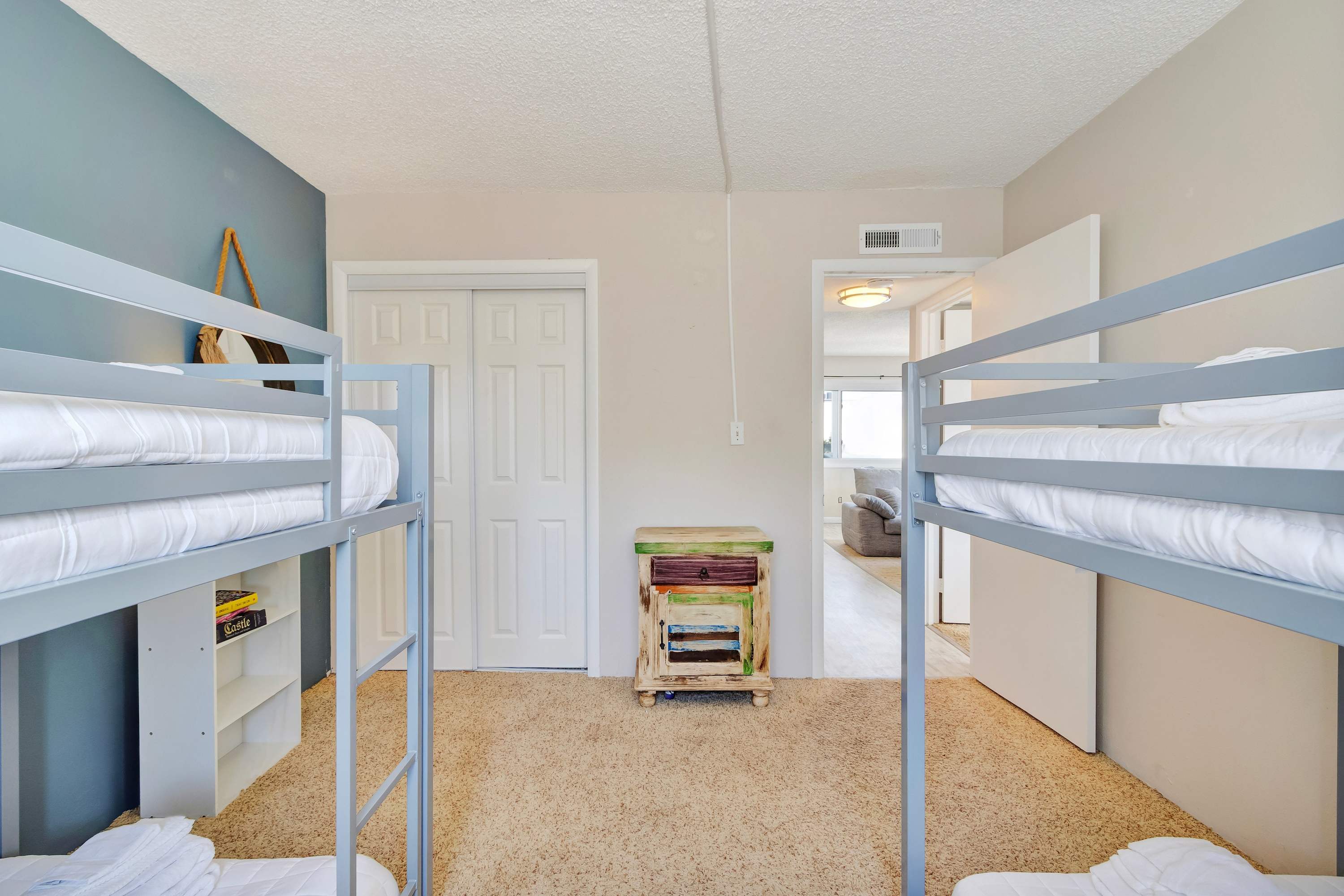 Sand Pebbles 304