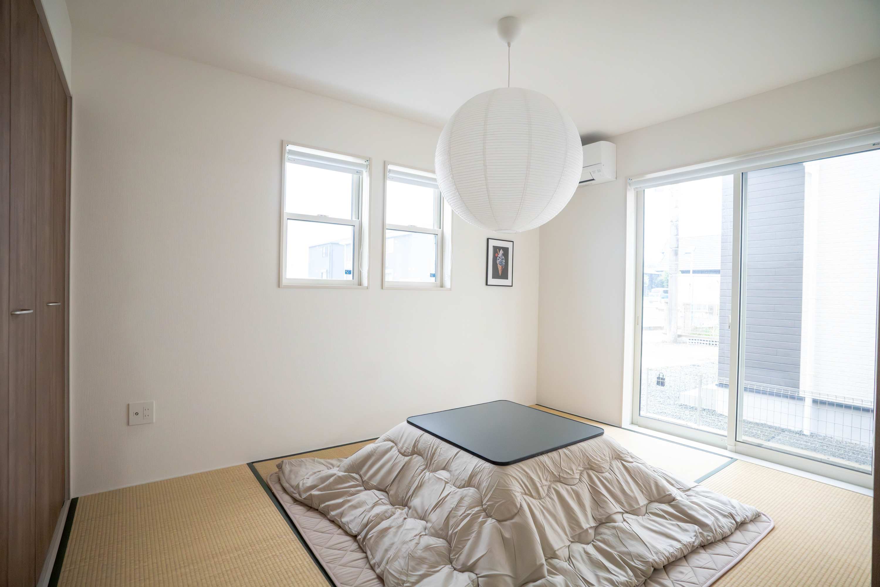 Restavio Ozu 052 Modern 4BR Stay in Ozu Hachikubo for 11 Guests