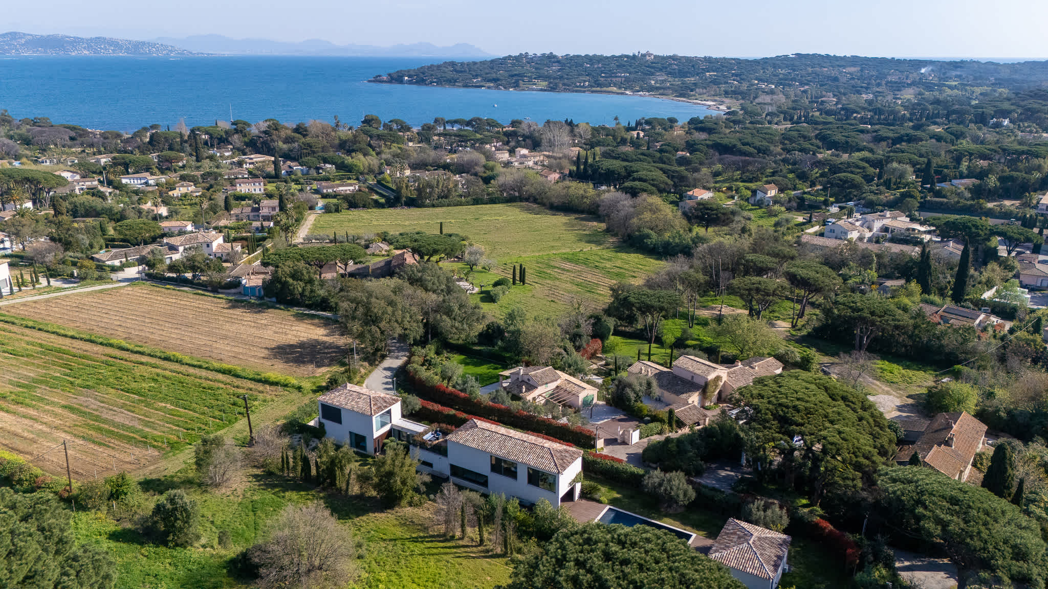 Maison 7 pièces 250 m² · à Estillac · 250 m² · 3 333 €/mois