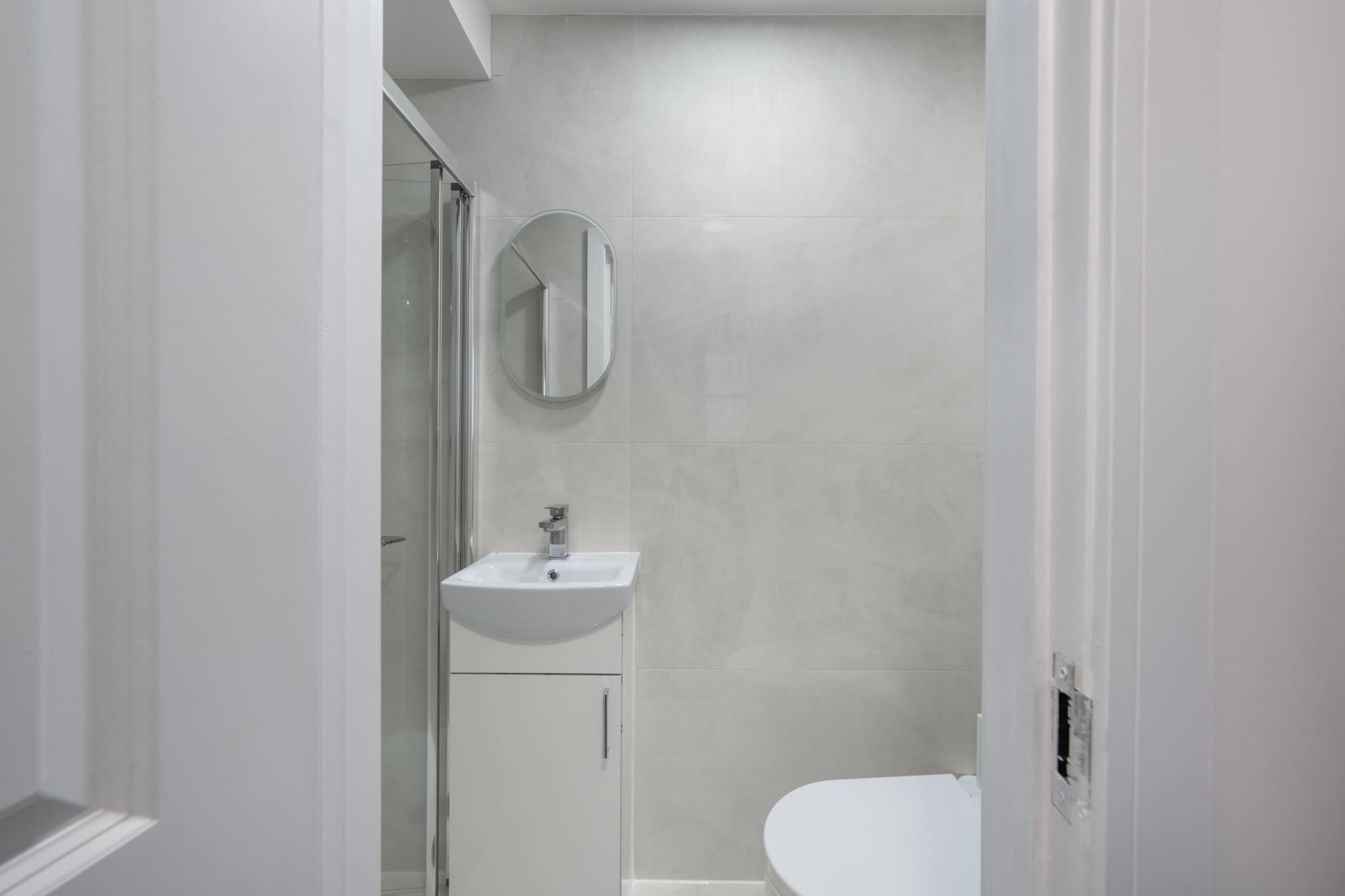 Superior Ground Floor Studio in Knightsbridge in Beaufort Gardens SW3 1QH - Property image 8 - VivreStays