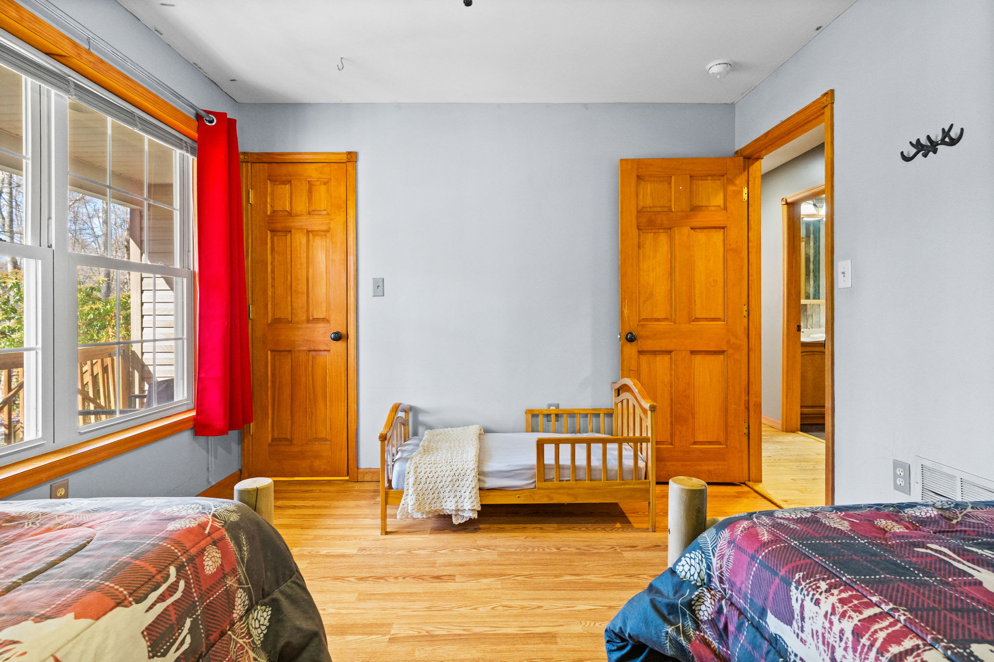 A family-friendly bedroom with beds for little ones