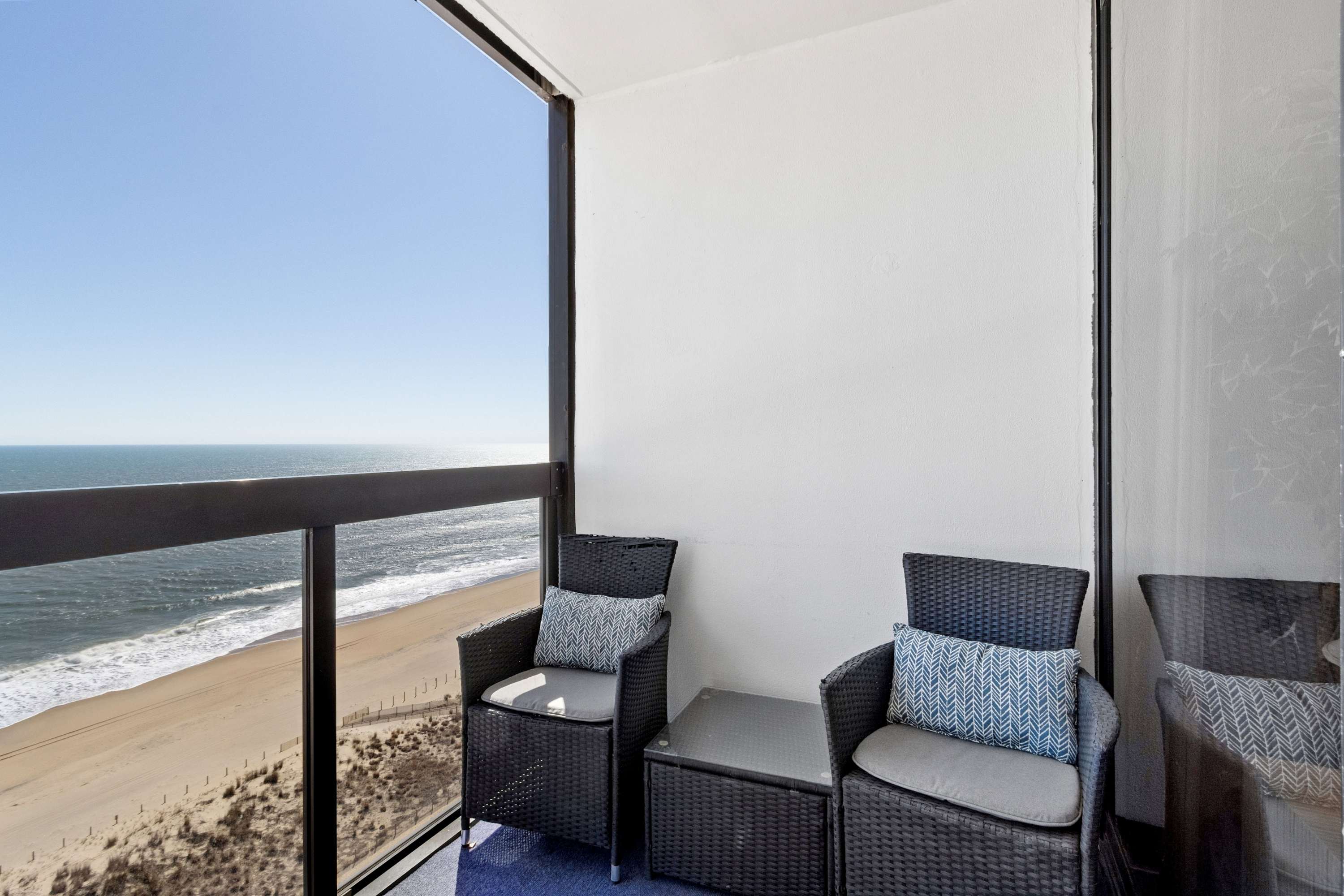 Golden Sands 1407