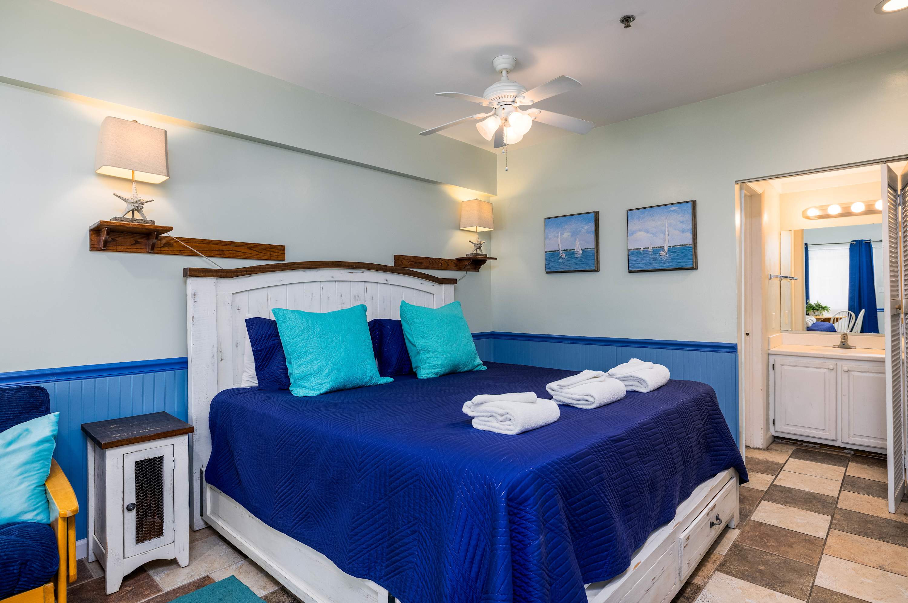 504 Sunsuite | Photo 7