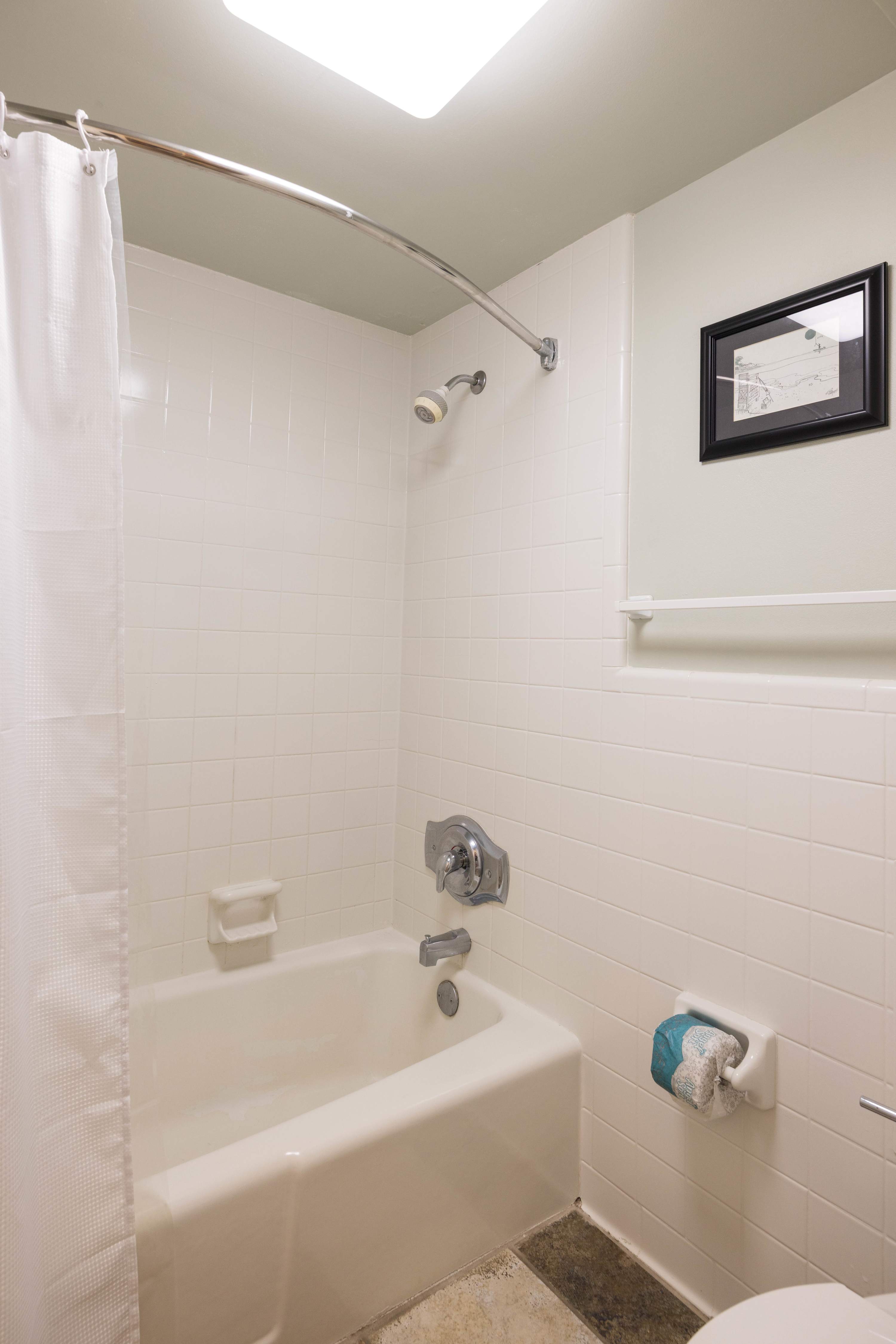 504 Sunsuite | Photo 12